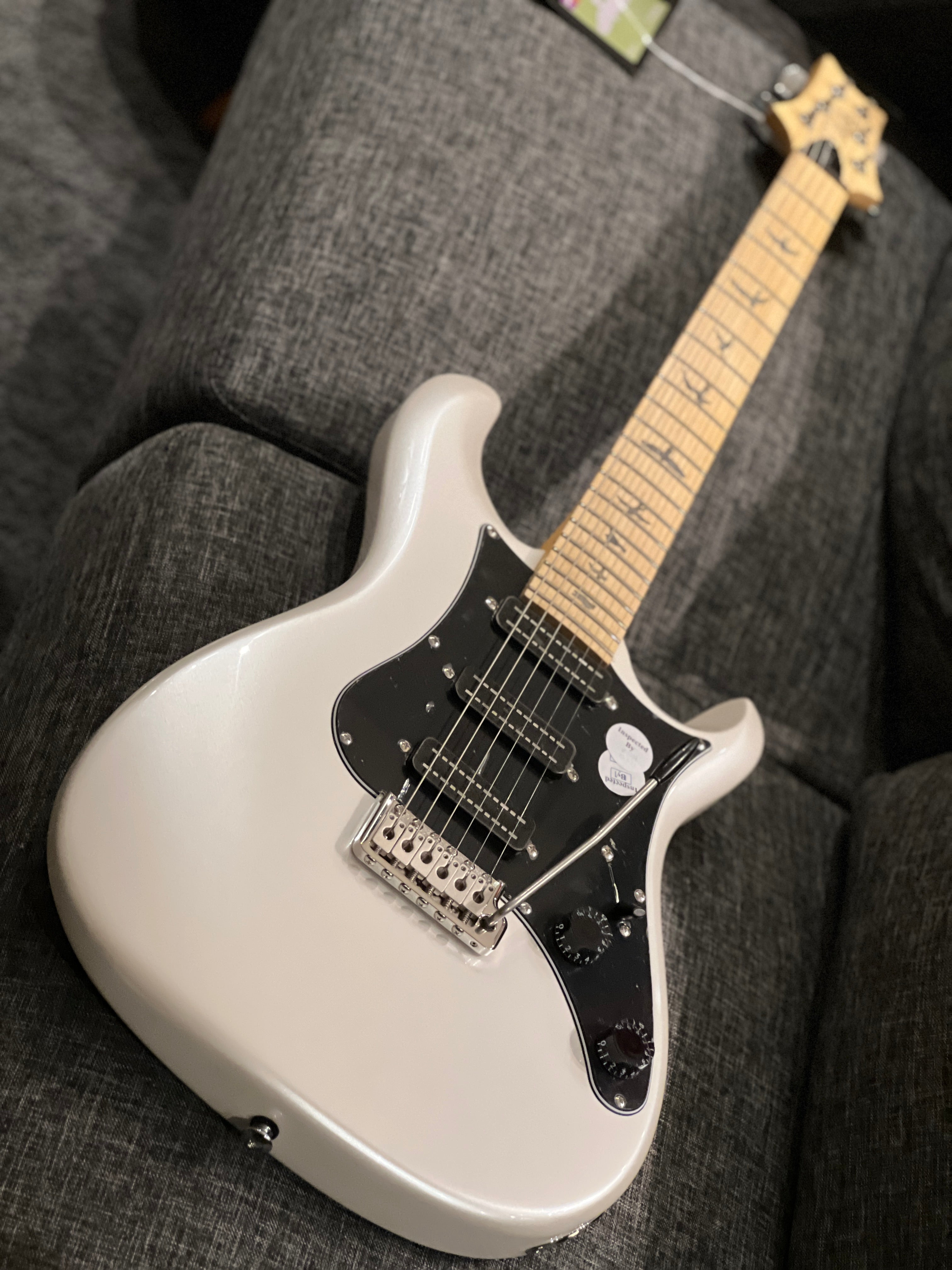 PRS SE NF3 With Maple Fingerboard In Pearl White – nafiriguitar.com