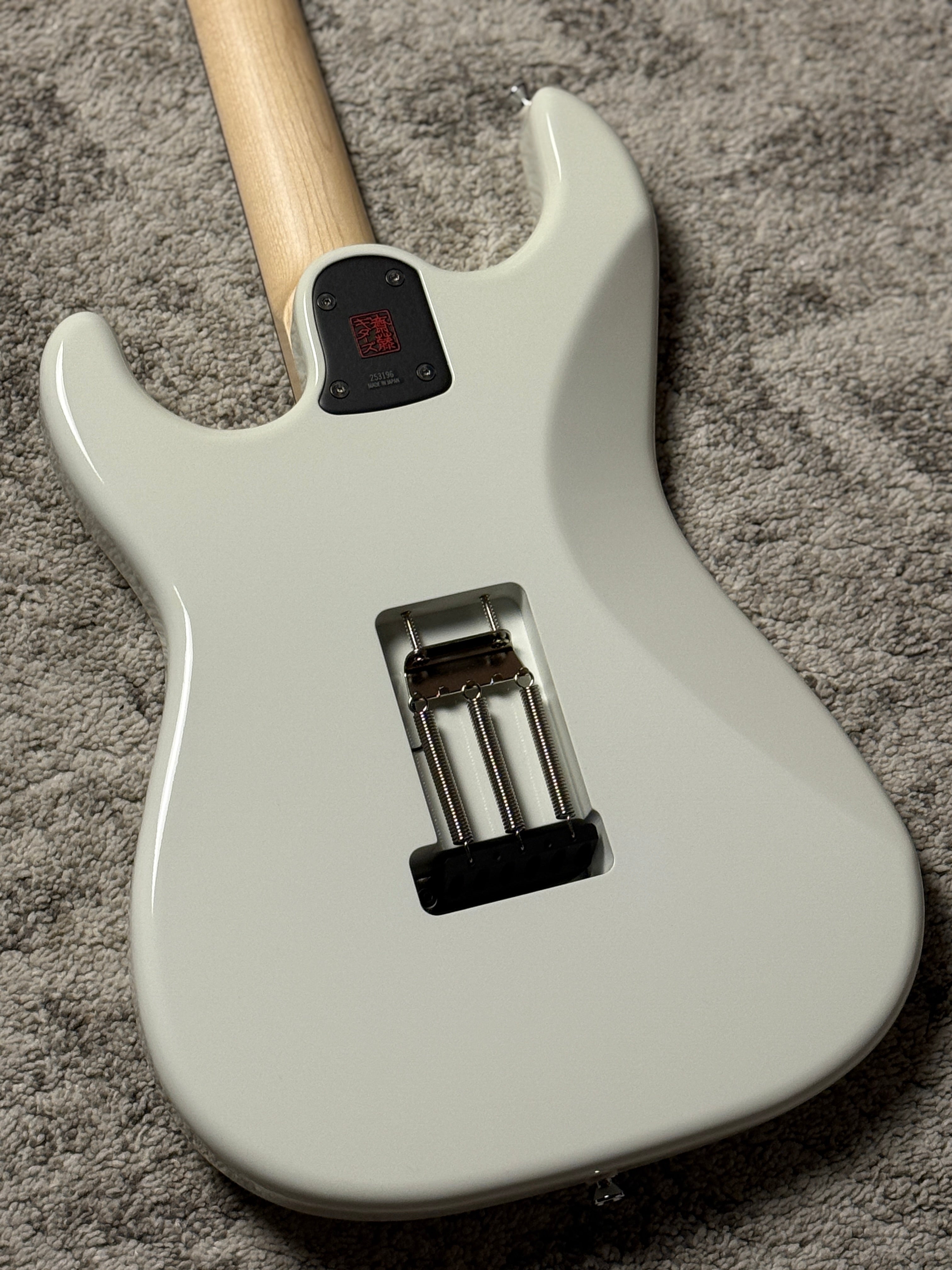 Saito S-622CS SSH Heritage with Rosewood in Olympic White with