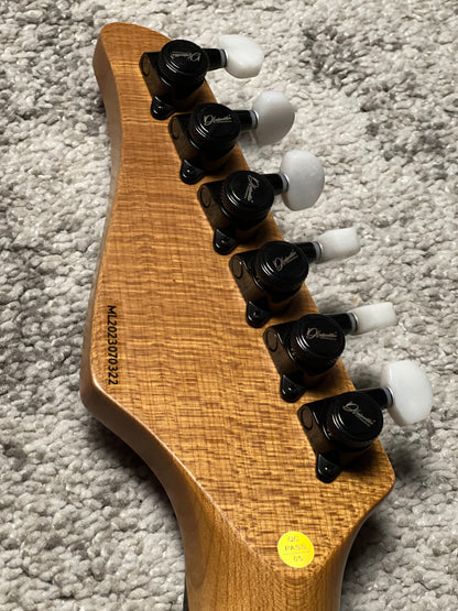 Dhatarattha Custom DST HH Quilt in Transparent Red with Rosewood FB