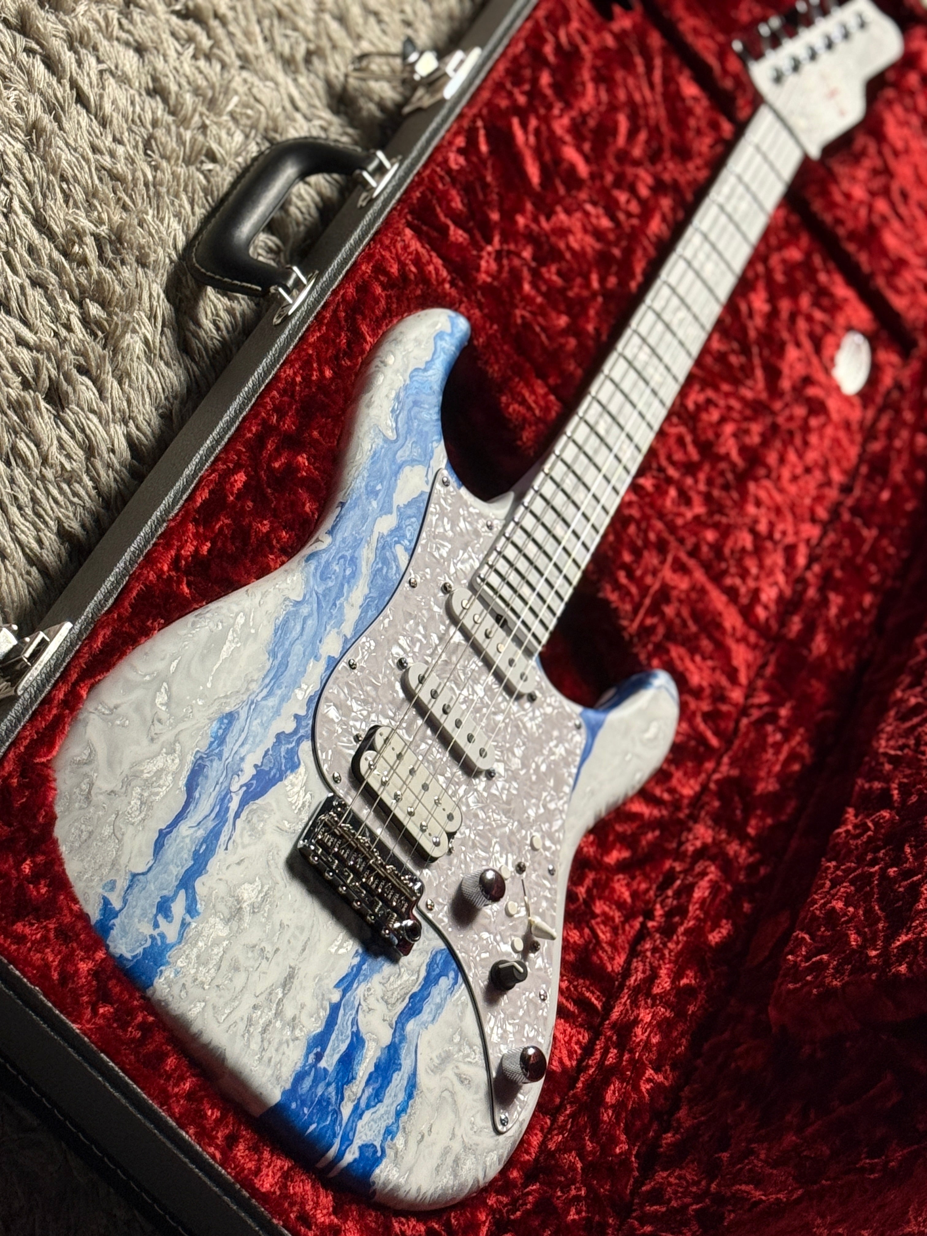 James tyler Studio Elite HD Antarctic Shmear 25248 – nafiriguitar.com