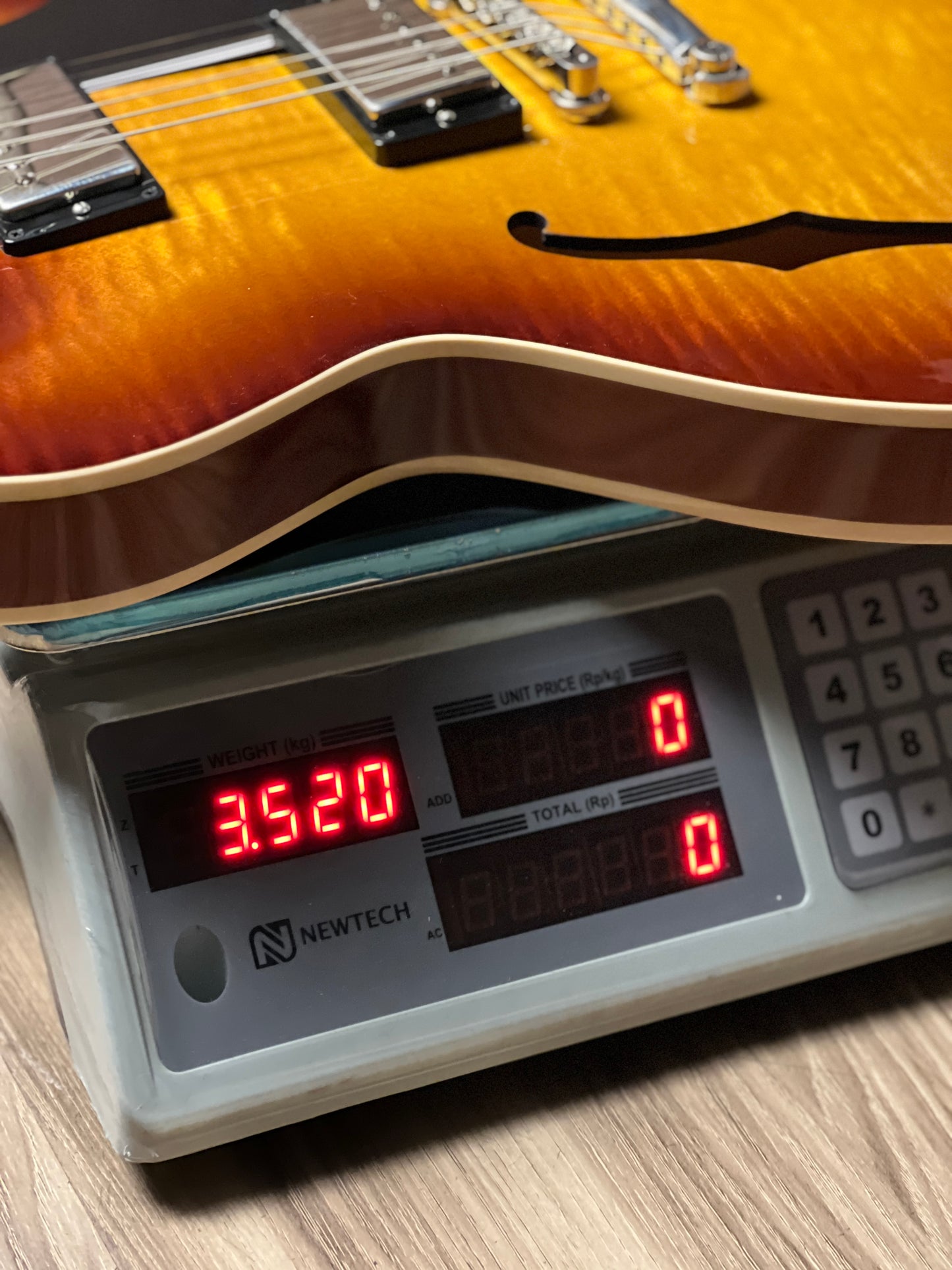 Gibson ES-335 Figured Semi Hollow Body in Iced Tea w/Case 228340110