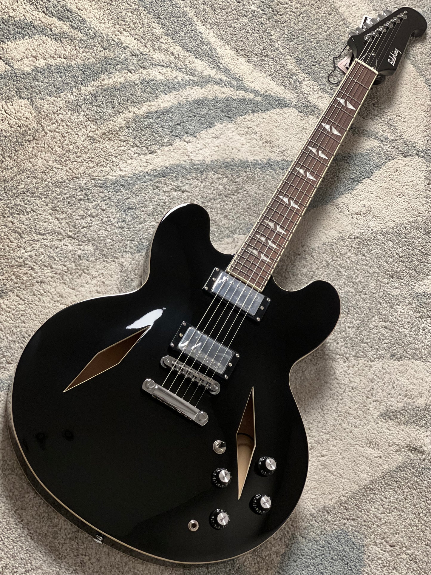 Soloking SDG-335 Dave Grohl Style Tribute in Ebony Black