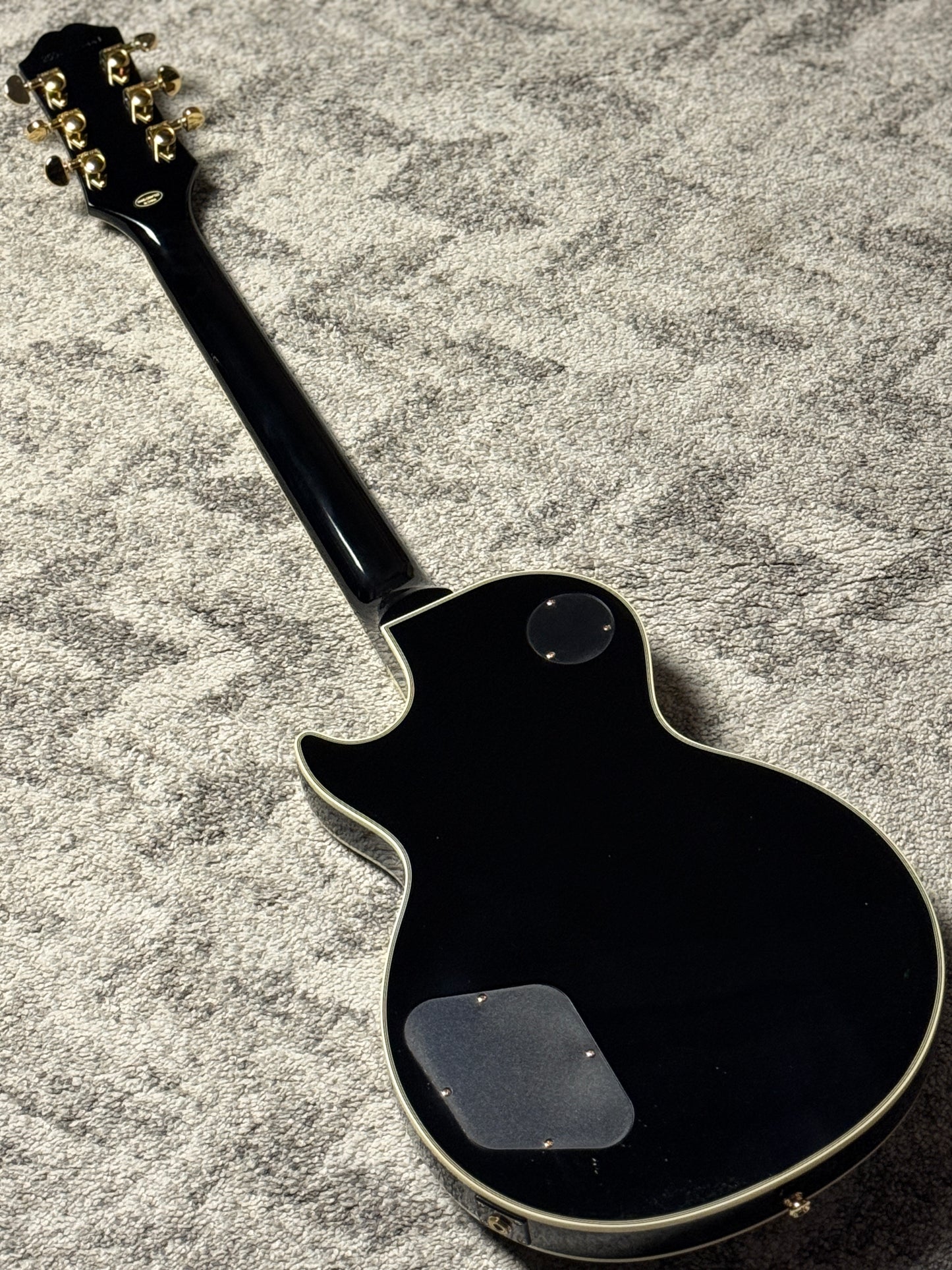 Epiphone Les Paul Custom Black Beauty 3 Pickup in Ebony Limited Edition