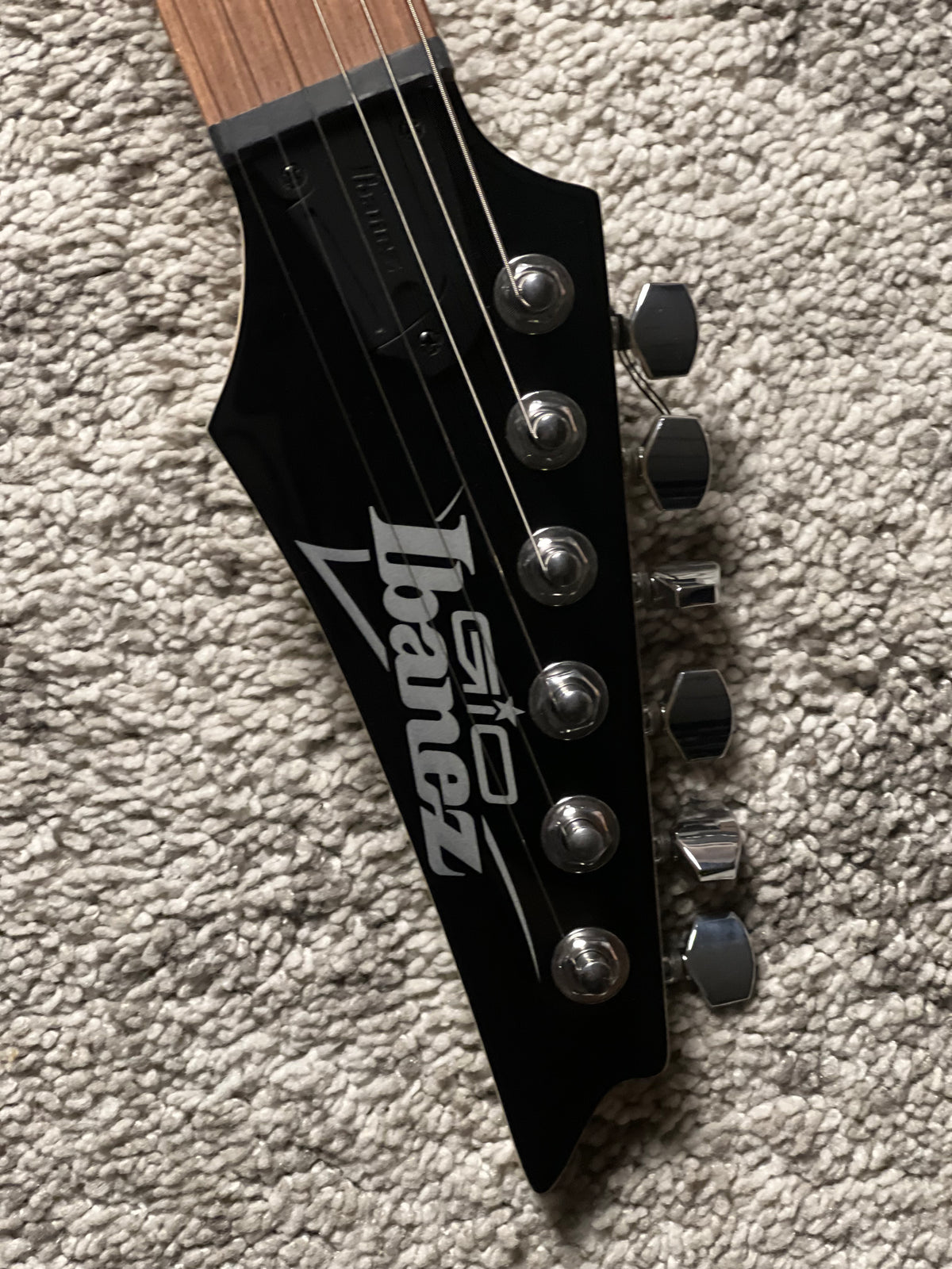 Ibanez GRG140-WH GIO in White