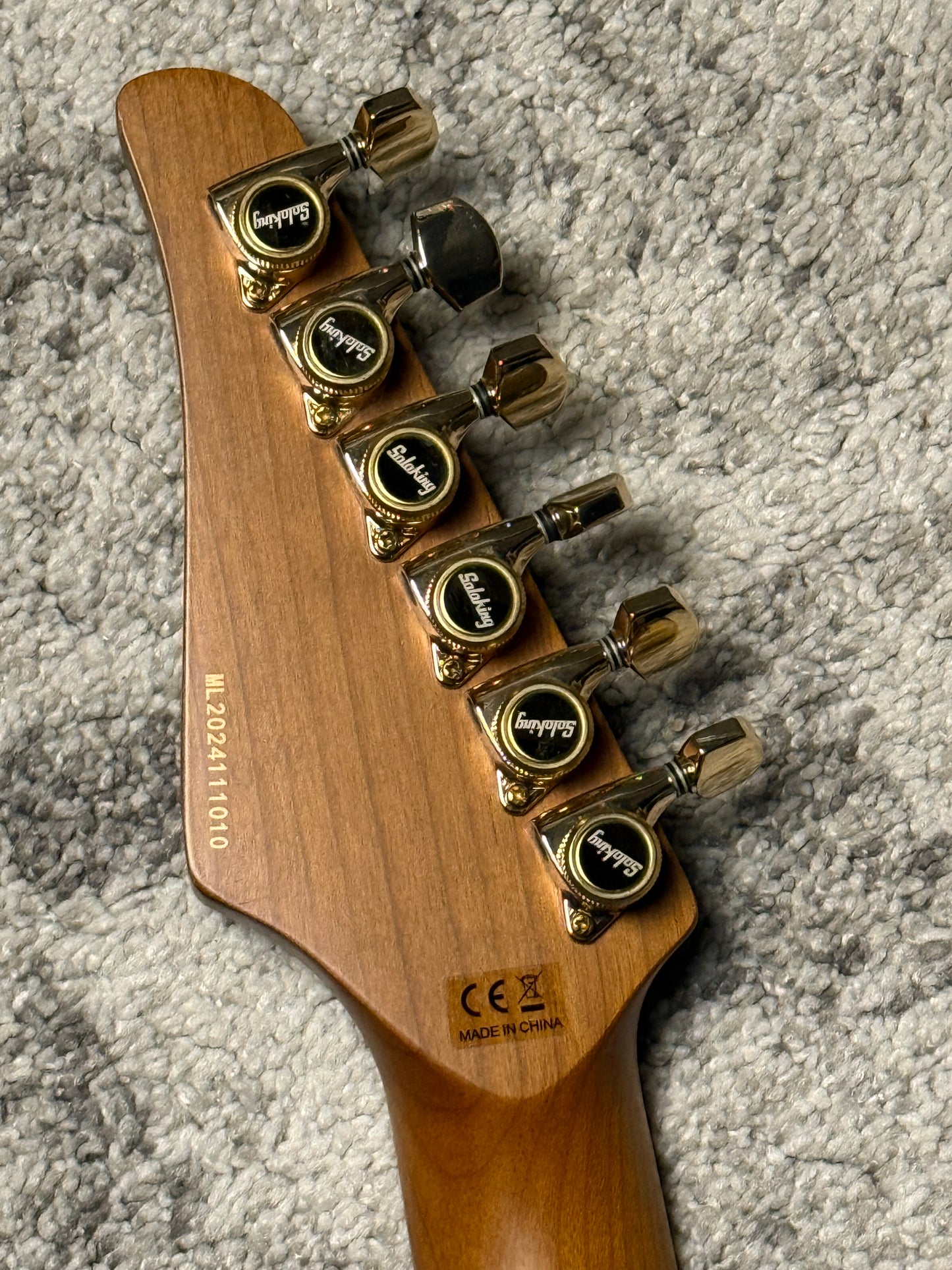 Soloking MT-1 Modern HH MKII in Black Beauty with Roasted Neck and Gold Hardware ML2024111010 (USED)