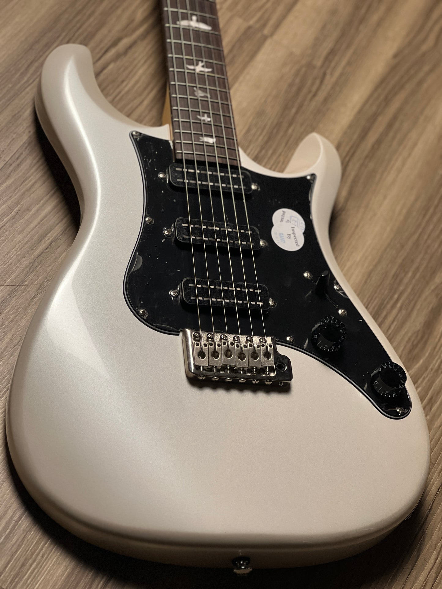 PRS SE NF3 With Rosewood Fingerboard In Pearl White