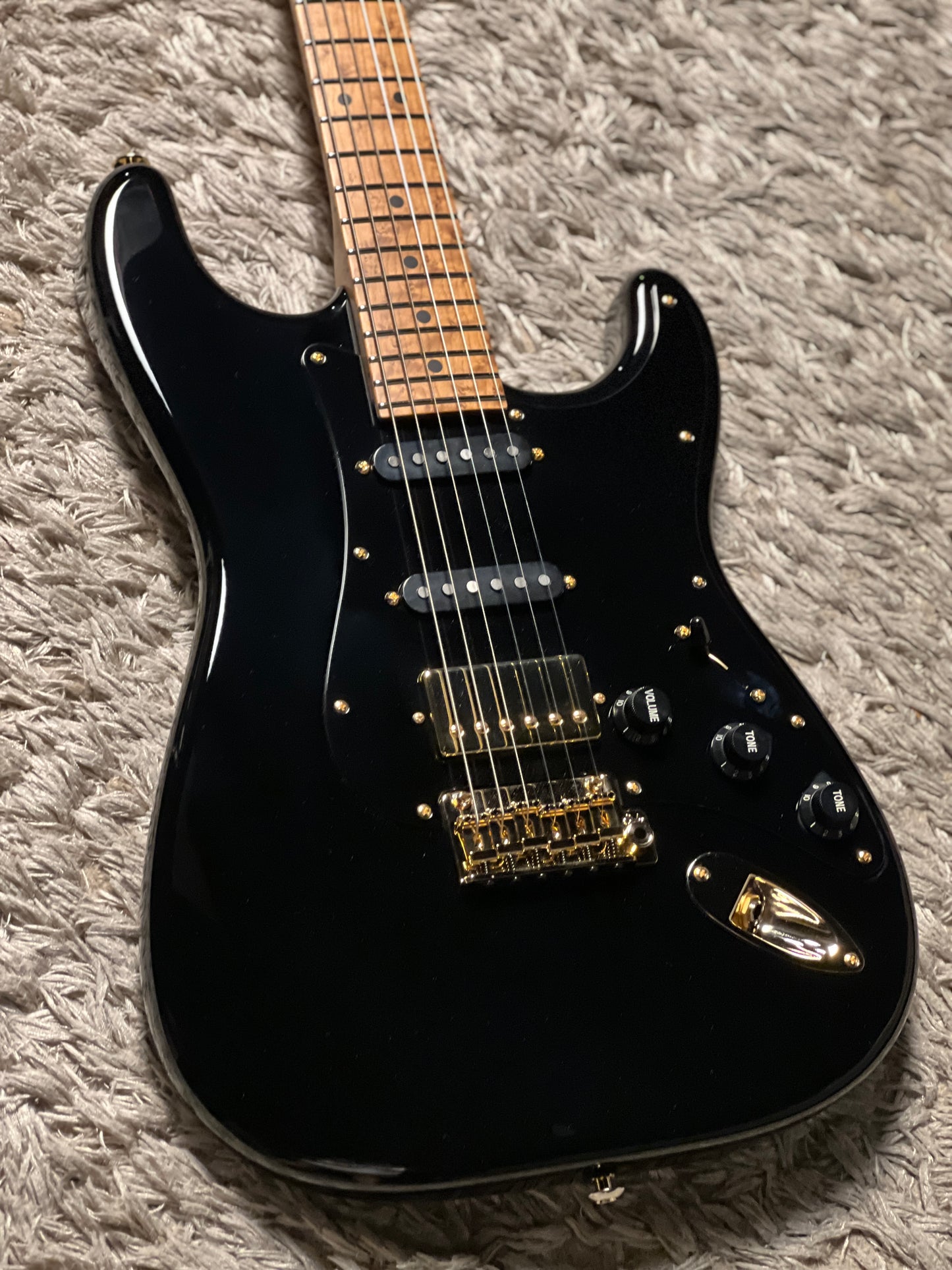 SUHR Mateus Asato Classic S in Black Gloss 83034