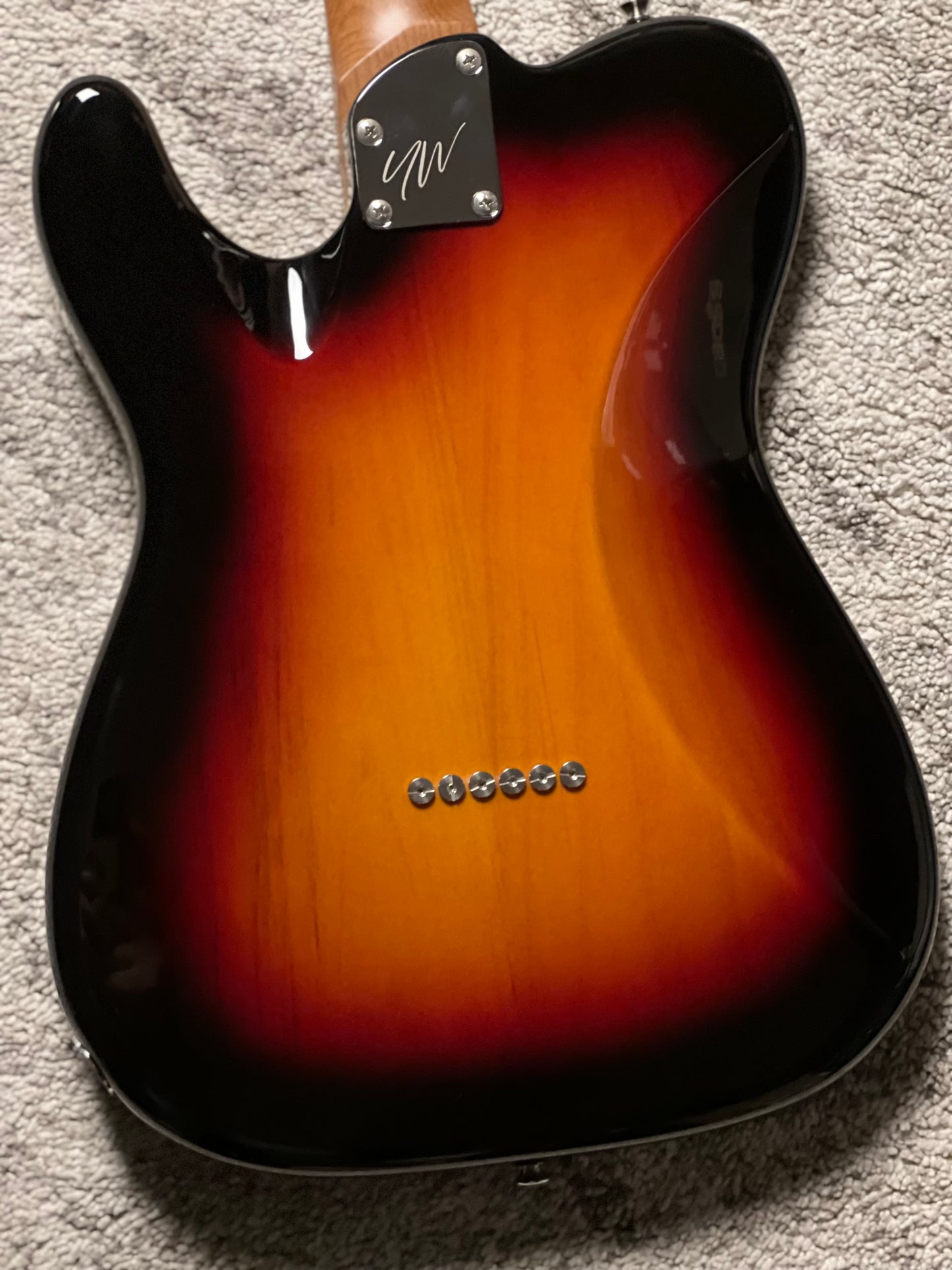 UW GuitarWorks Vintage Custom in Black Sunburst