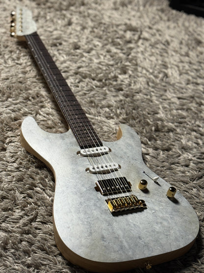 Saito S-622 SSH with Rosewood and Gold Hardware in White Granite 253033
