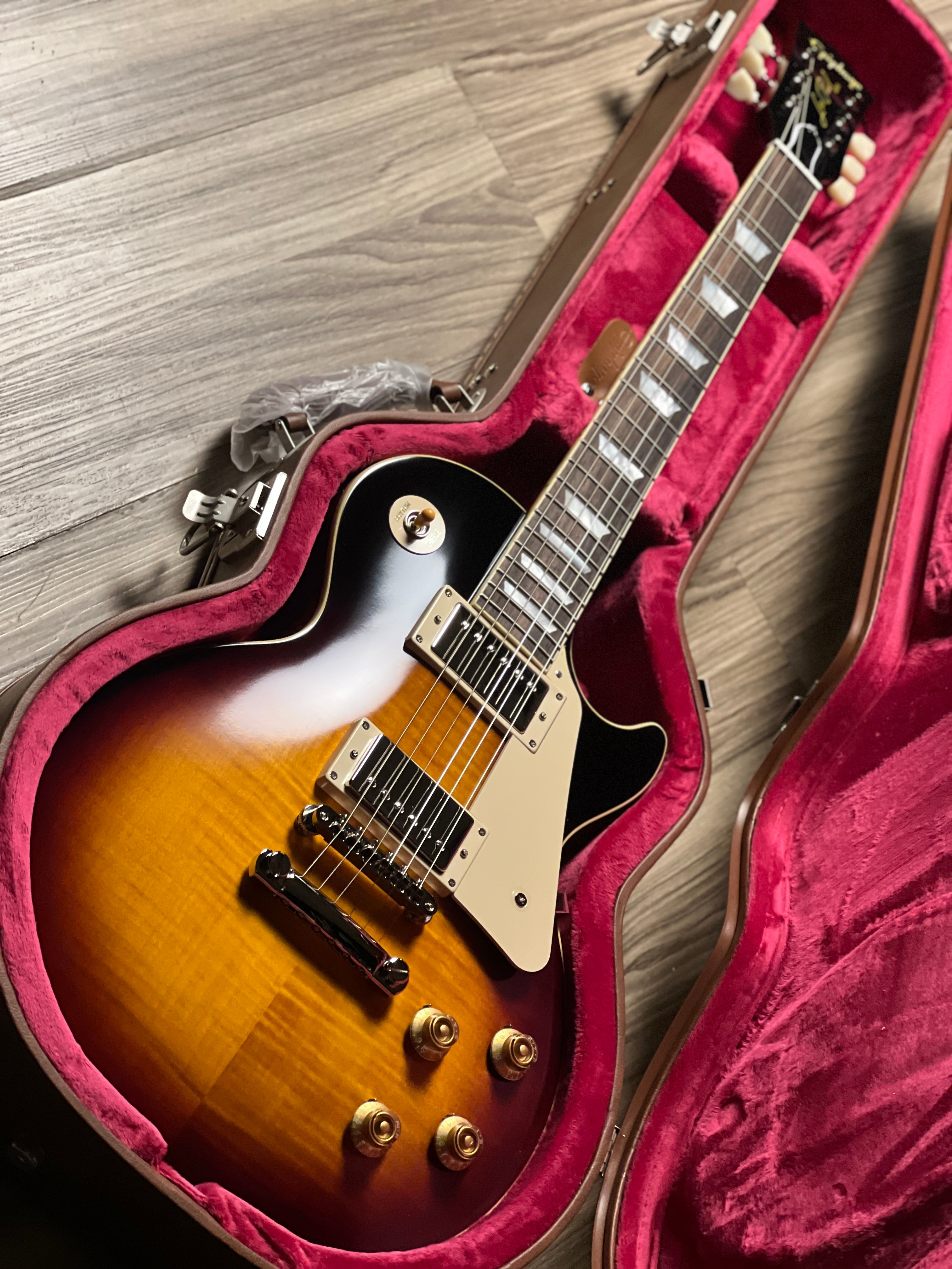 Epiphone 1959 Les Paul Standard Reissue in Washed Bourbon Burst w