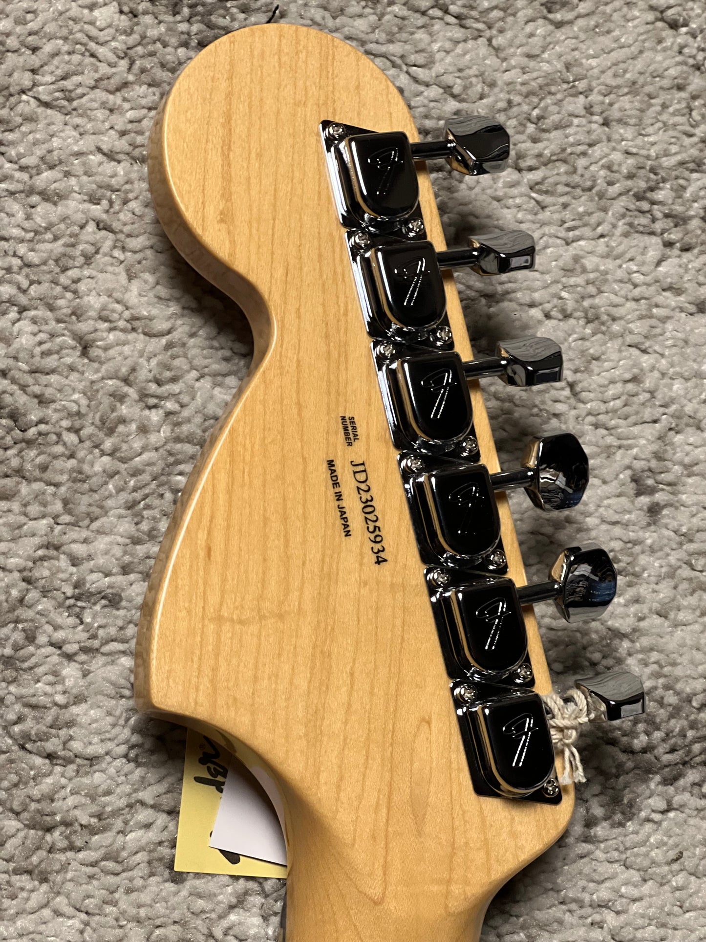 Fender FSR Collection Traditional Late 60s Stratocaster with RW FB in Ocean Turquoise Metallic JD23025934