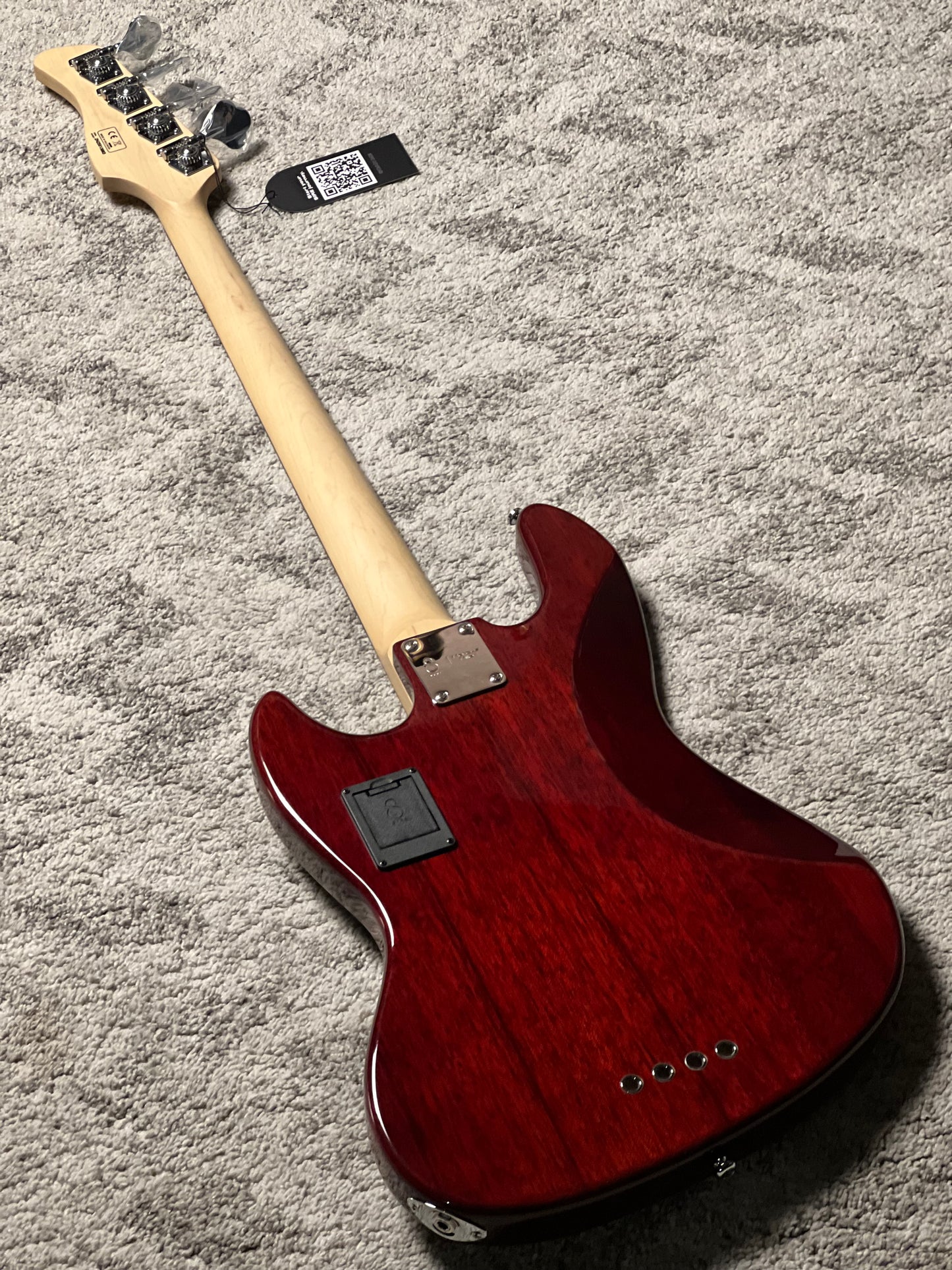 Sire Marcus Miller V3 4 String 2nd Generation in Mahogany