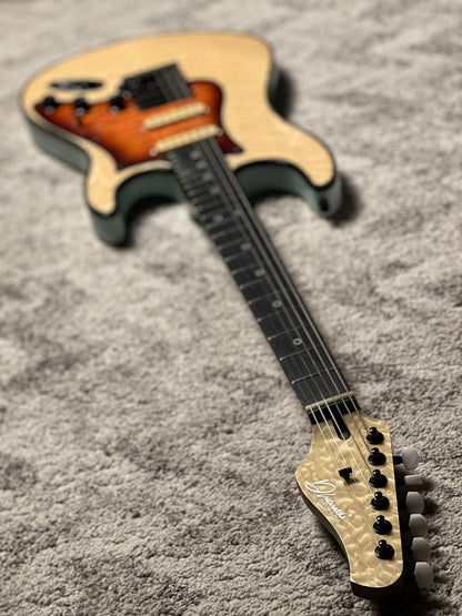 Dhatarattha Custom DST HSS Quilt in Gloss Natural with Rosewood FB