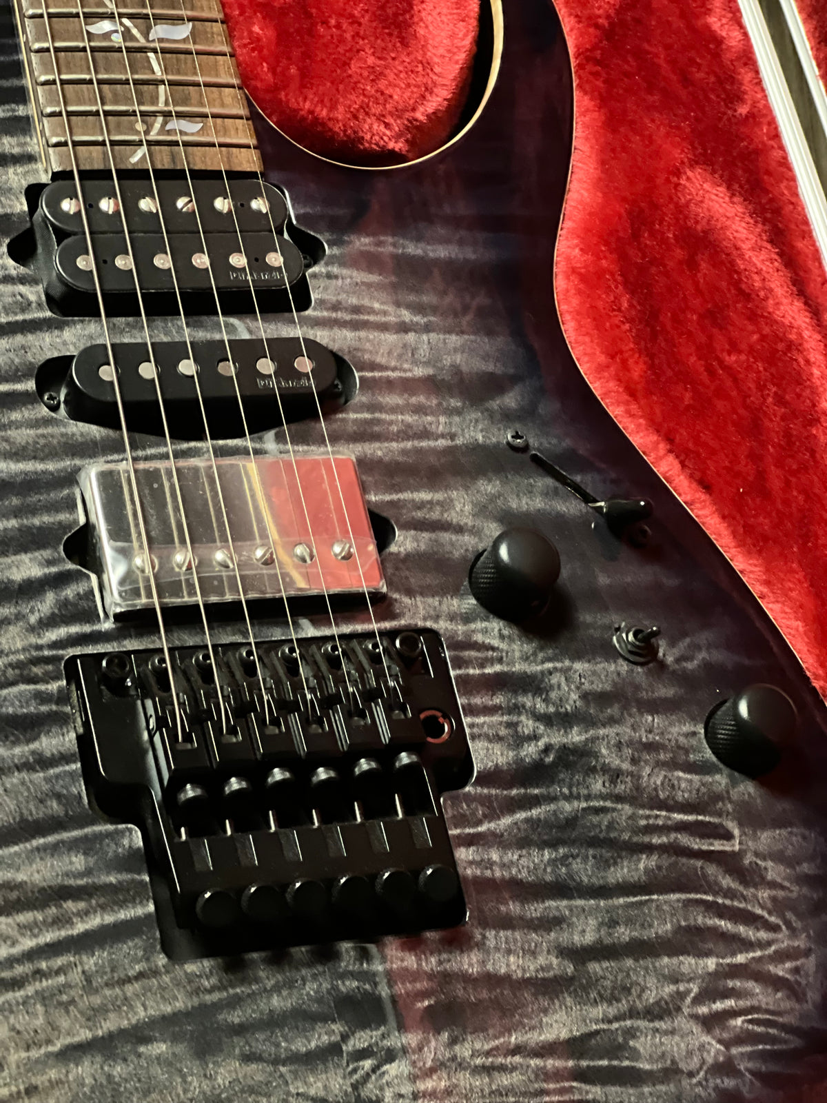 Ibanez J Custom RG8870 w/Case In Black Rutile P2406747