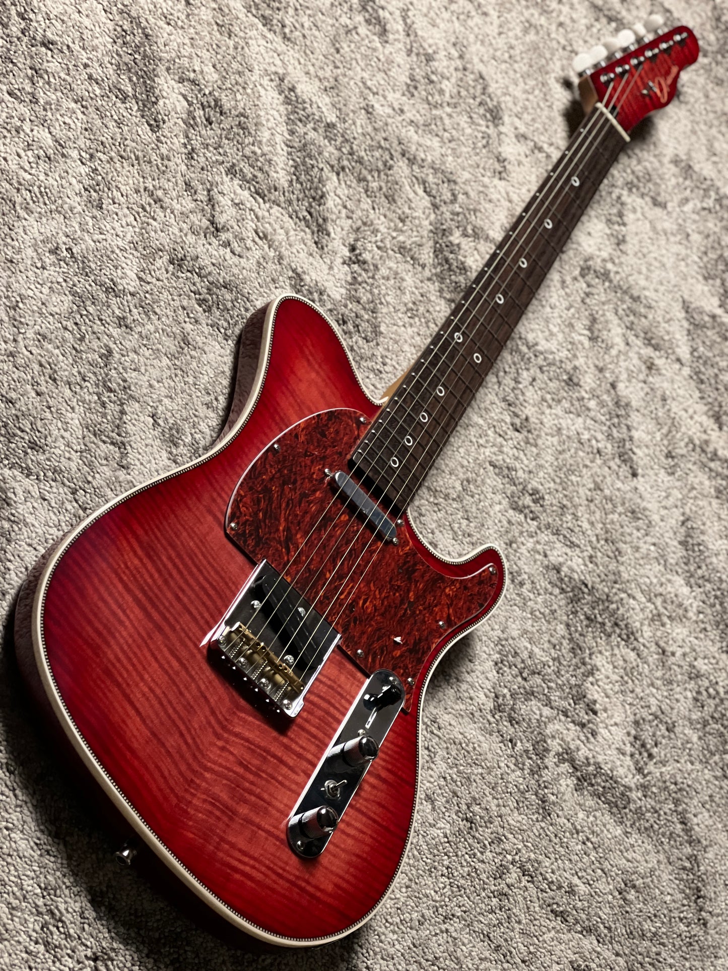 Dhatarattha Custom DTL Flame in Transparent Strawberry Burst with Flame Maple Neck