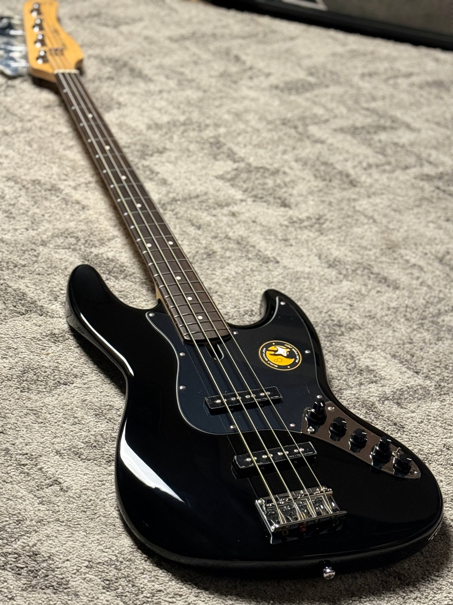 Sire Marcus Miller V3 4-String Bass in Gloss Black