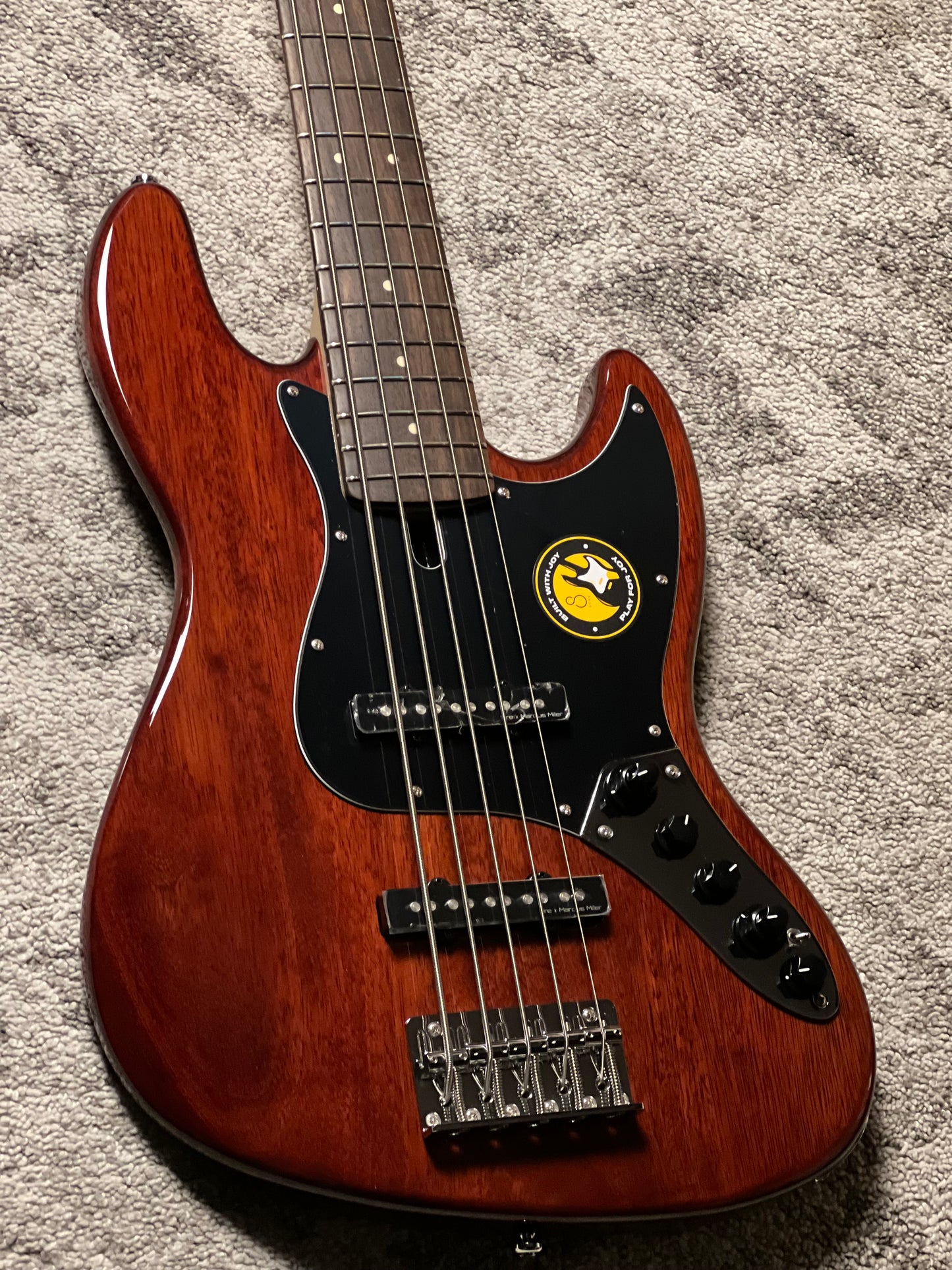 Sire Marcus Miller Bass V3-5 String 2nd Generation in Mahogany