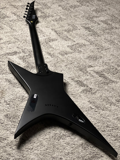 Solar XB4.6C in Carbon Black Matte