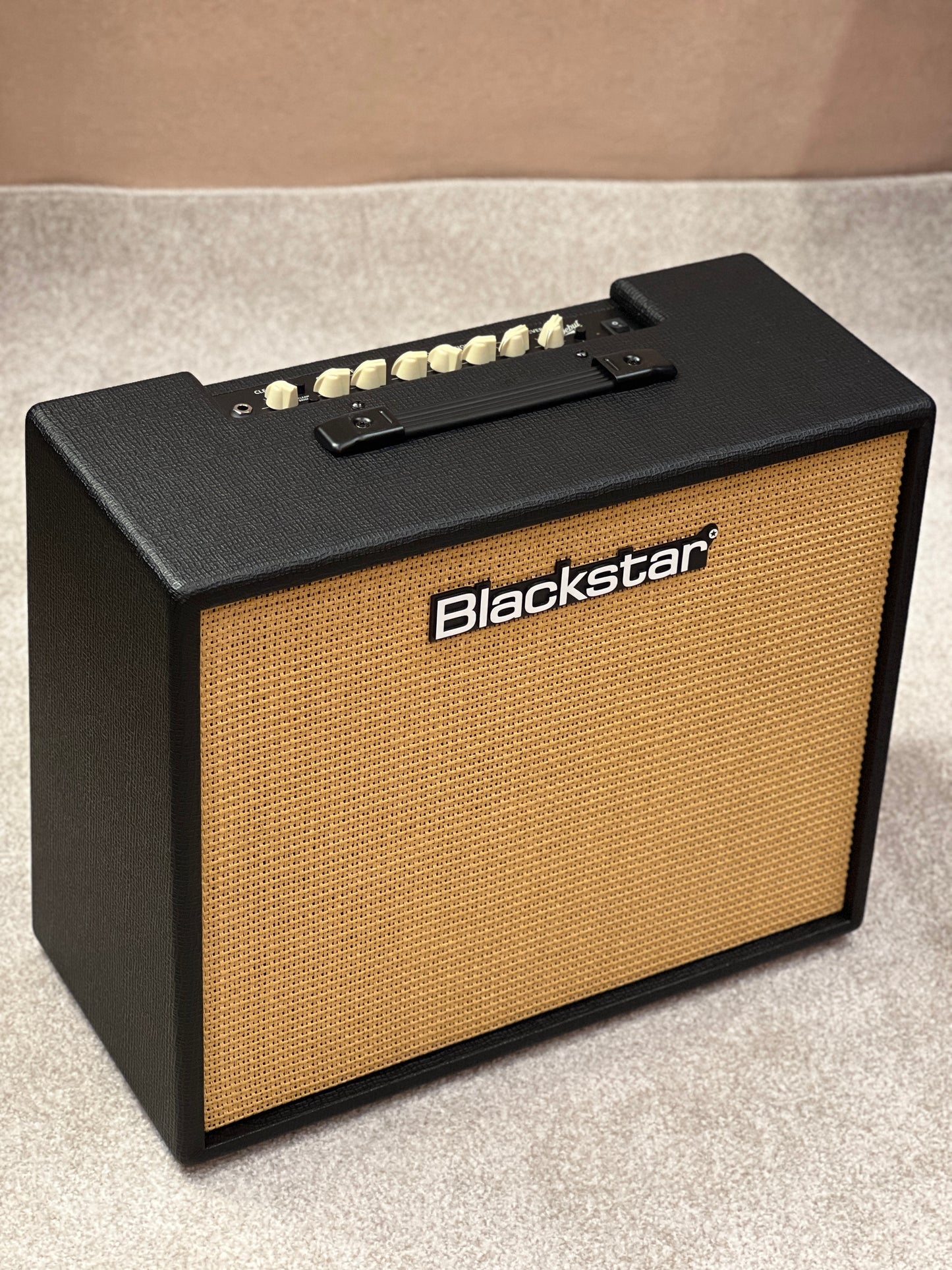 Blackstar Debut 100R 1X12 Combo in Black