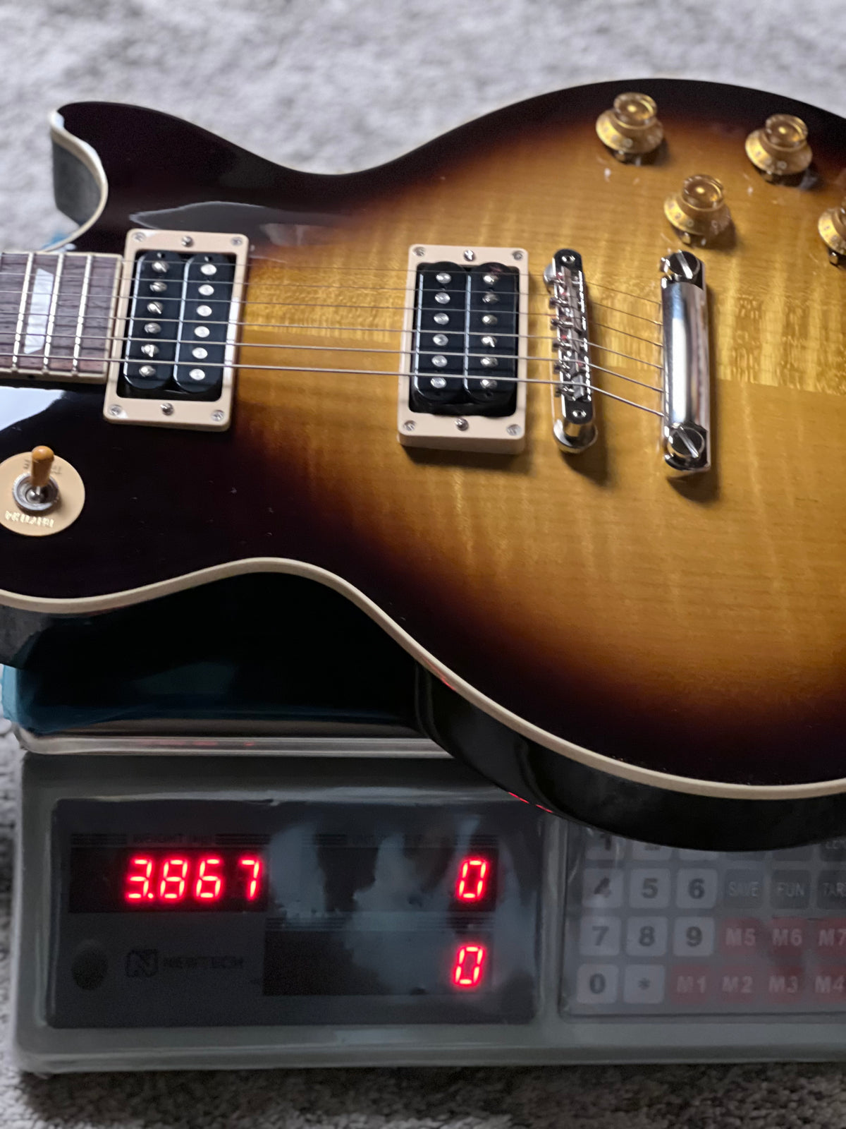 Gibson Slash Les Paul Standard  in November Burst w/Case 221650256