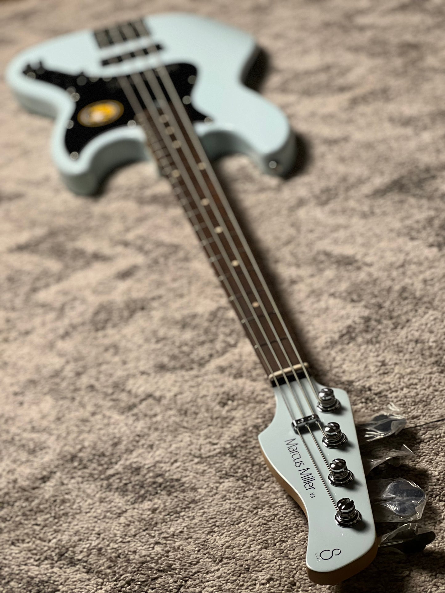 Sire Marcus Miller V3 4 String 2nd Generation in Sonic Blue