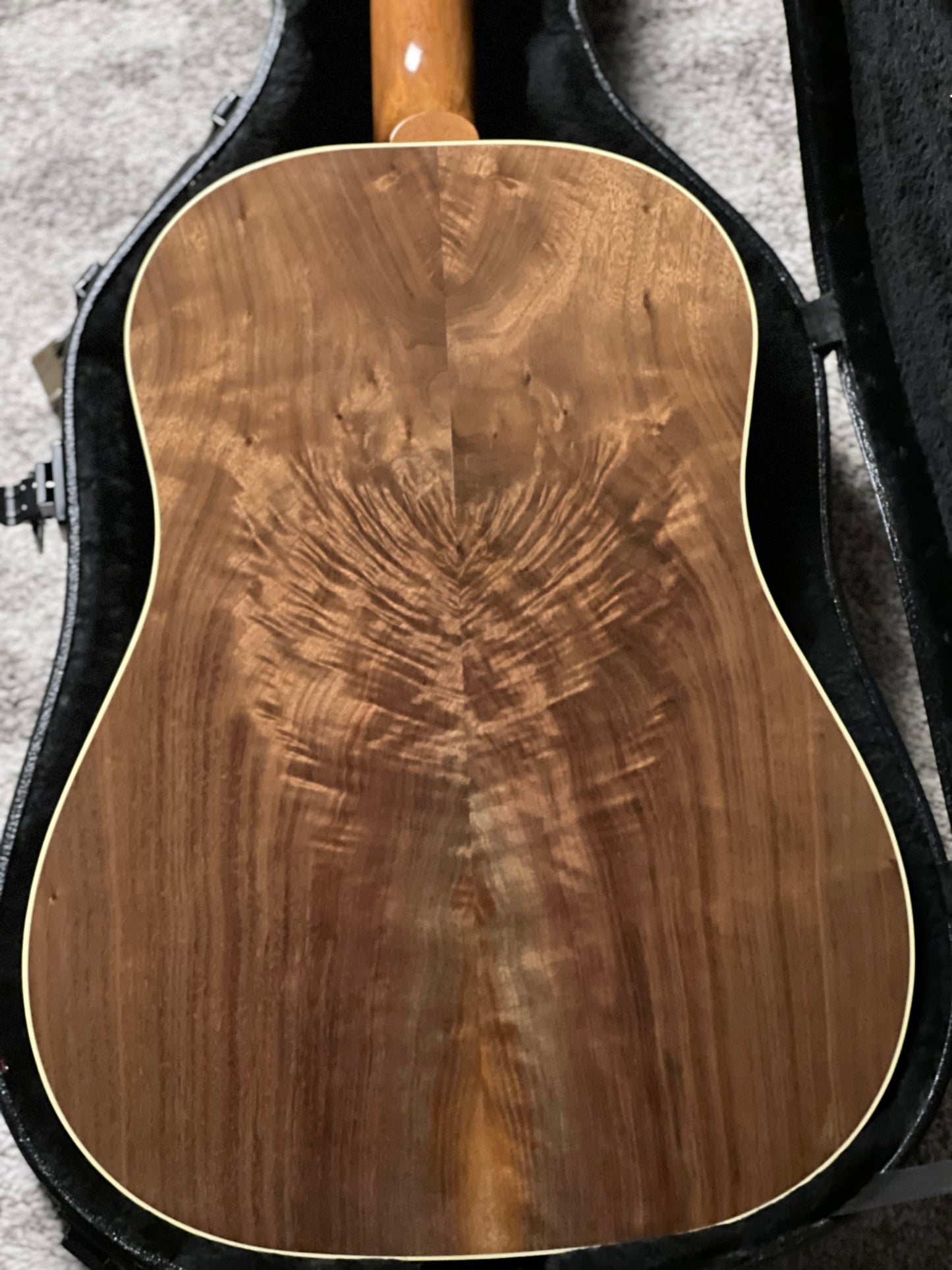 Gibson Acoustic J-45 Studio Walnut in Antique Natural 20393016