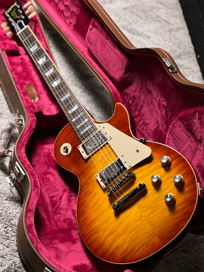 Epiphone 1960 Les Paul Standard Reissue in Washed Cherry Burst w/Case 25011520041