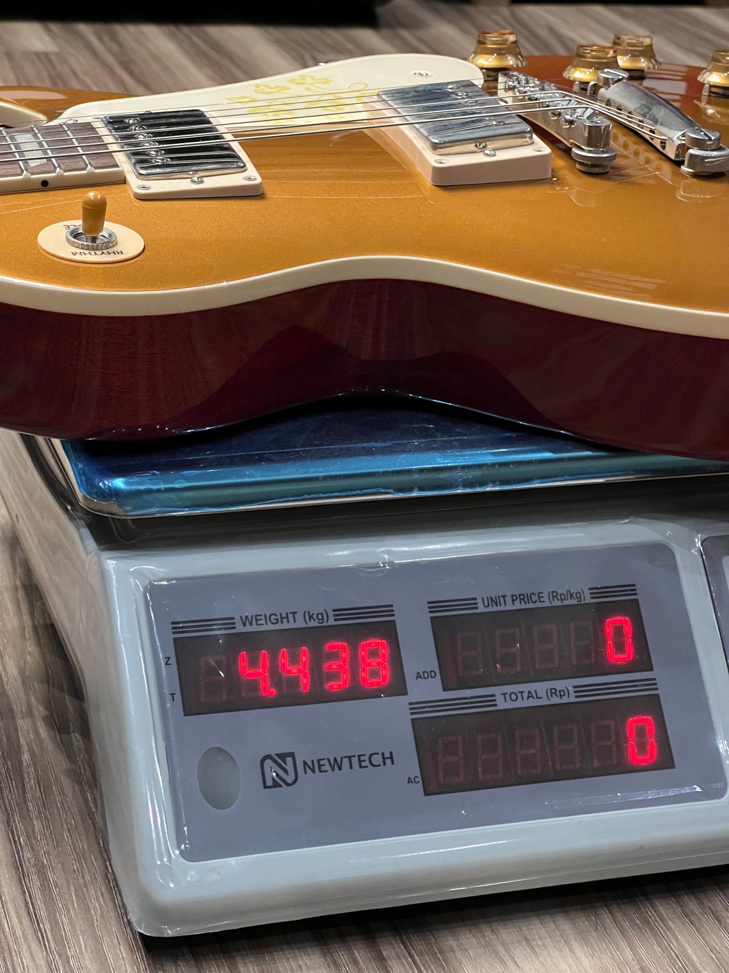 Gibson Les Paul Standard Mary Ford in Gold Top Cherry Back w/Case 226840386