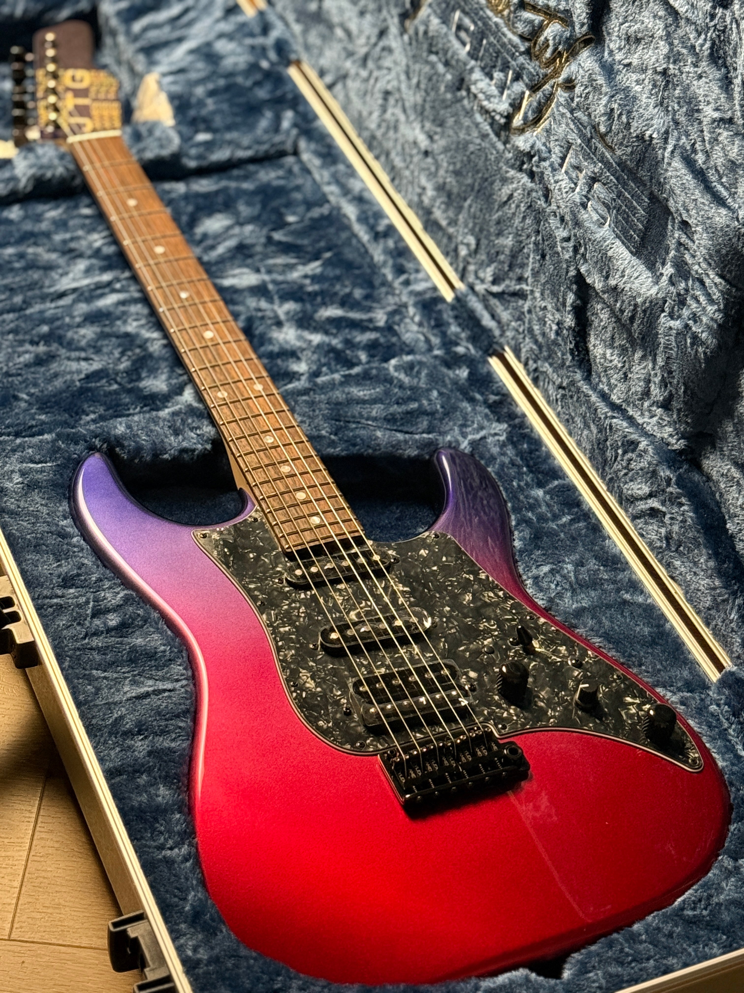 James Tyler JTG MK-1 in Jim Burst – nafiriguitar.com