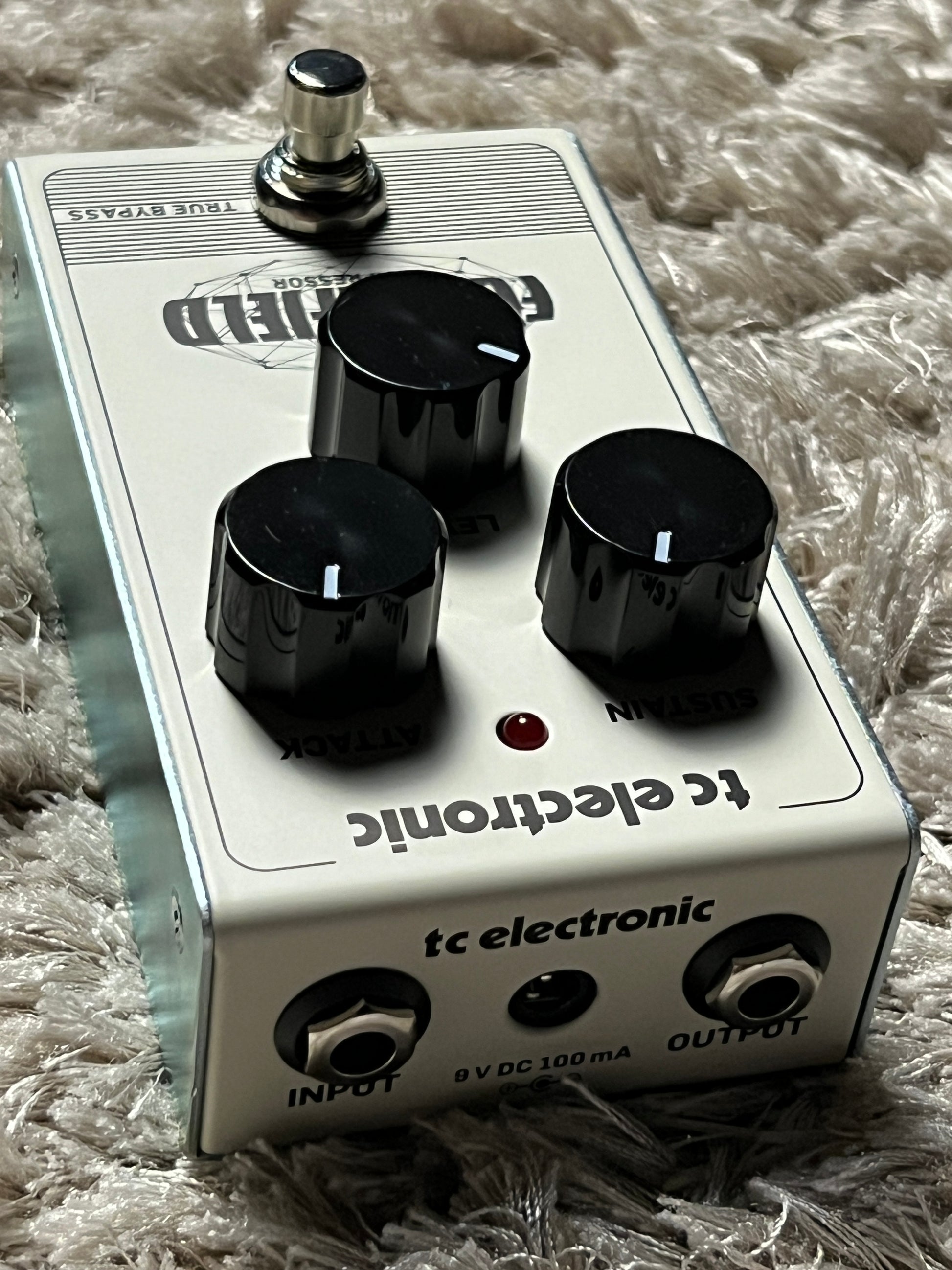 tc electronic freeze pedal TC Electronic Forcefield Compressor – nafiriguitar.com