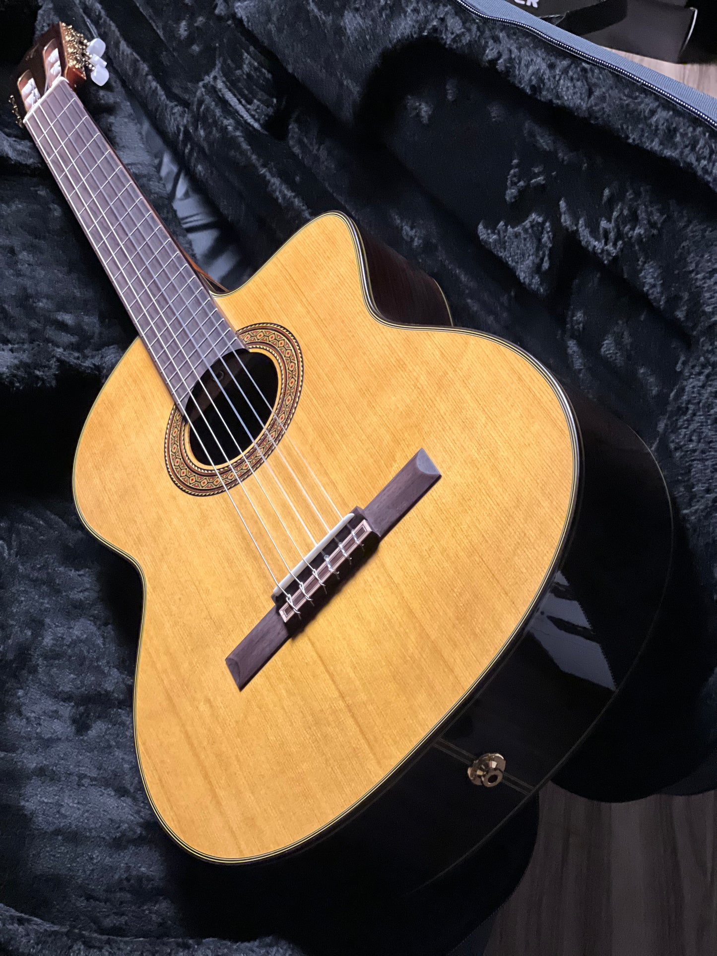 Takamine EC132SC EC in Gloss Natural 62070034