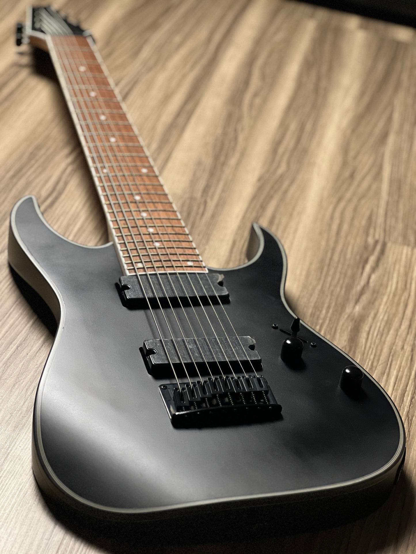 Ibanez RG8EX-BKF 8-String in Black Flat