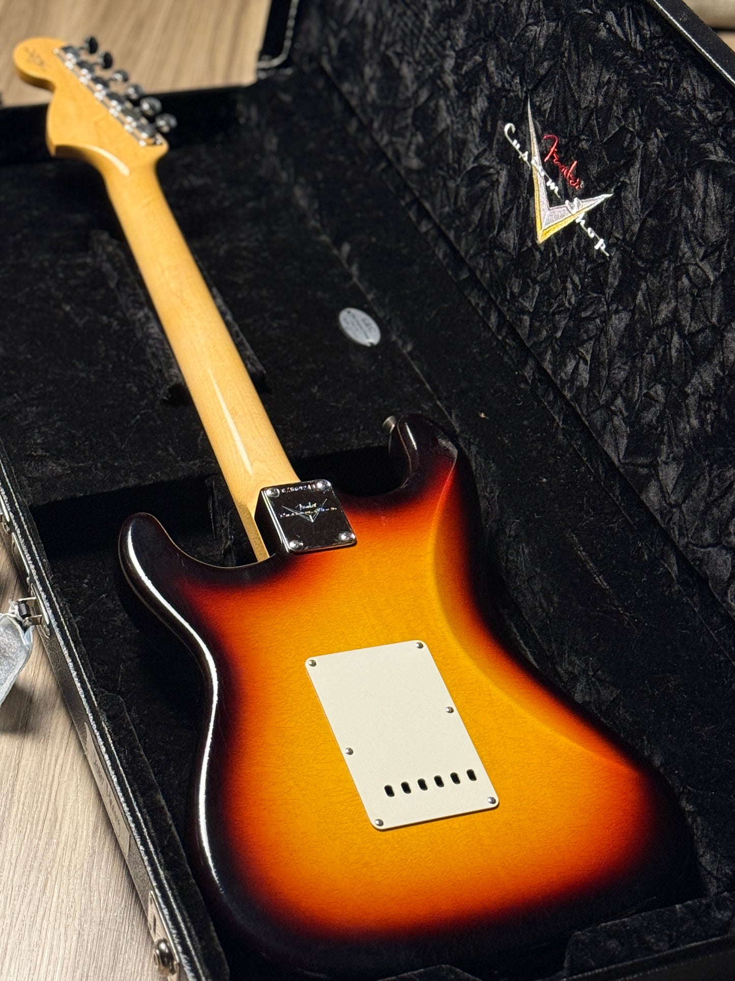 Fender Custom Shop 1968 Stratocaster Deluxe Closet Classic Maple in 3-color Sunburst CZ569243