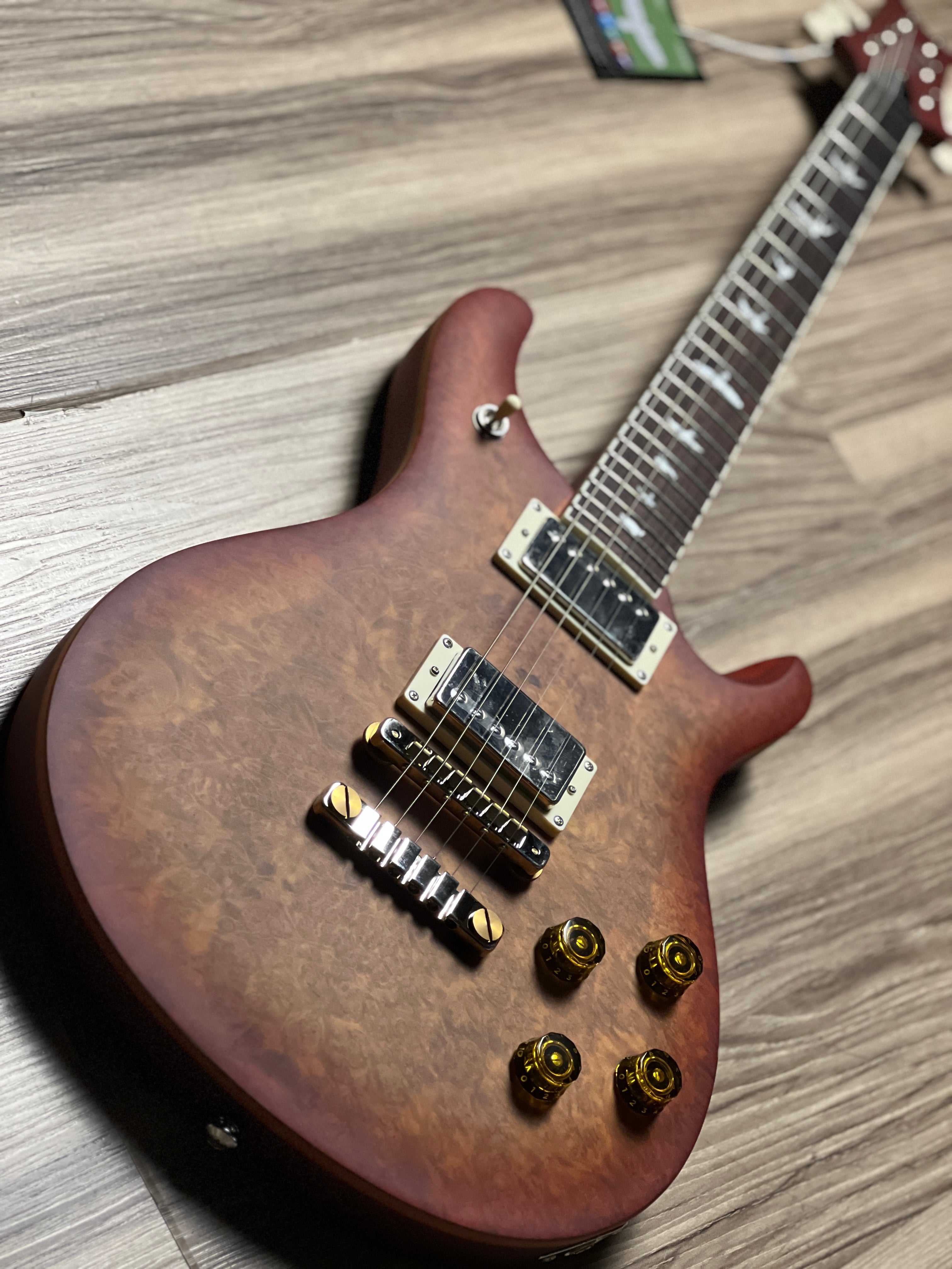 PRS SE 