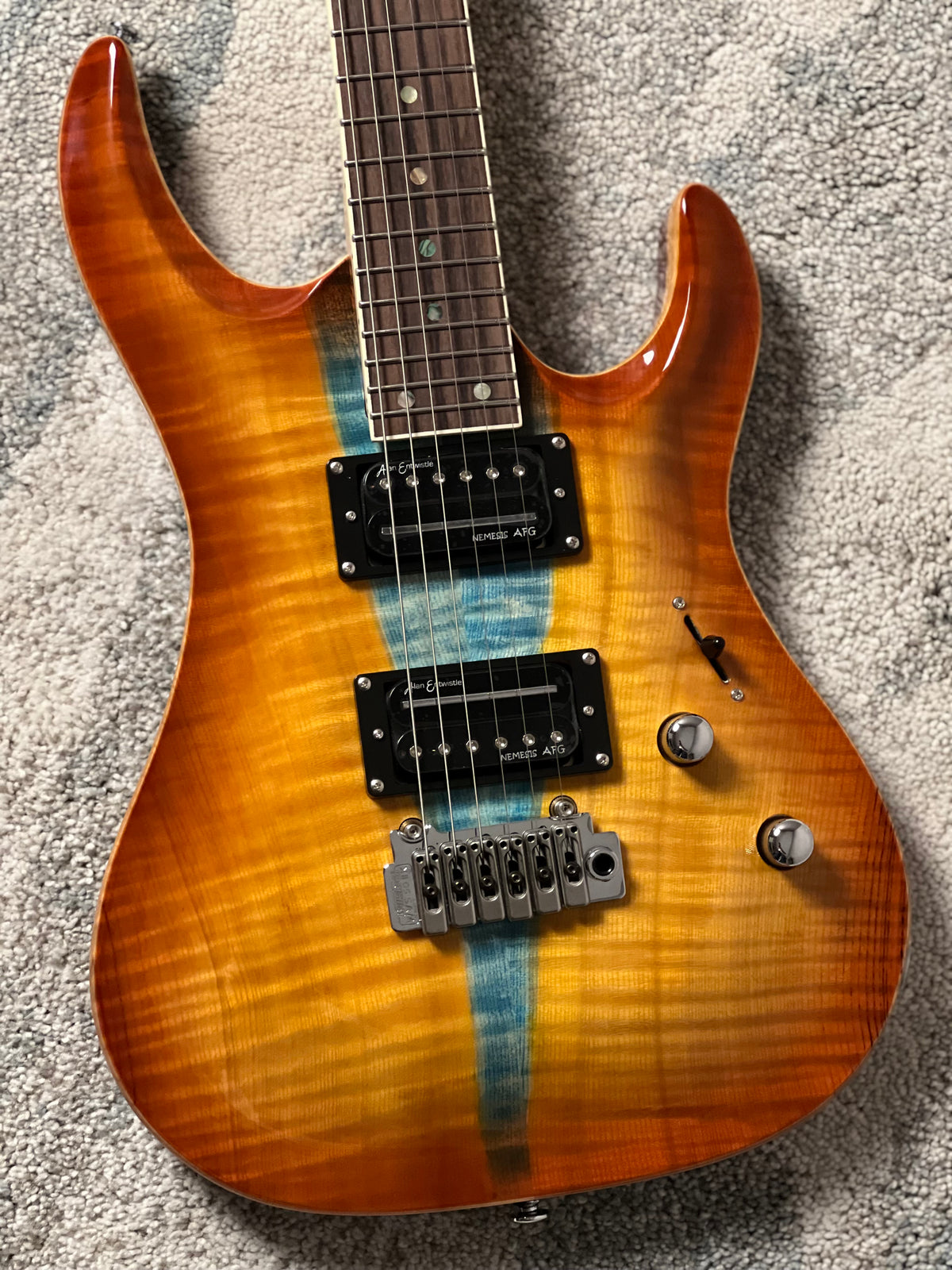 Soloking E-160 Custom Edge Series in Honeyburst with Blue Stripe Limited Edition