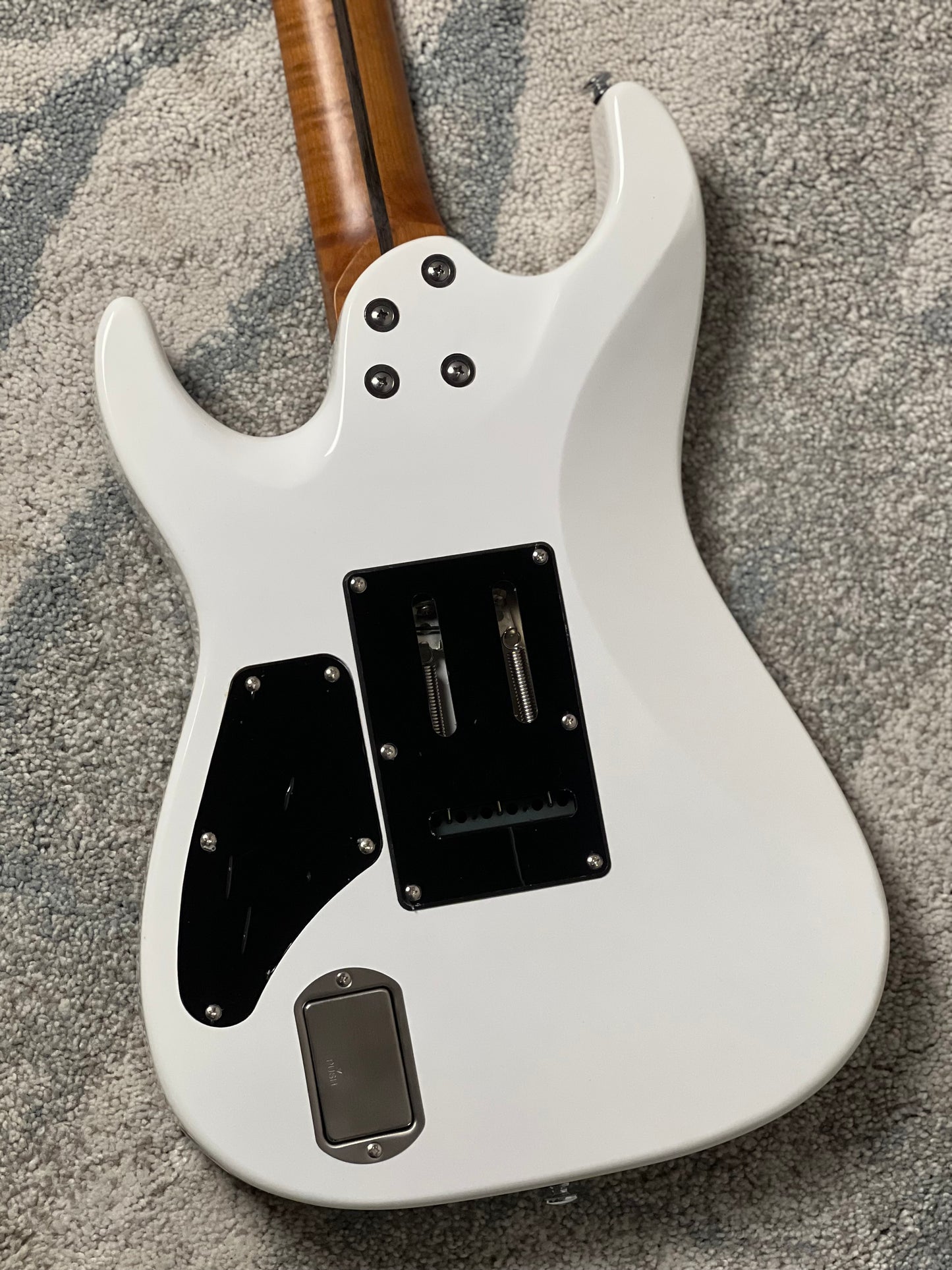 Soloking MS-1 Custom 24 HH Quilt FMN in Malibu Sunset Surf Fade White Back JESCAR with Fishman Fluence