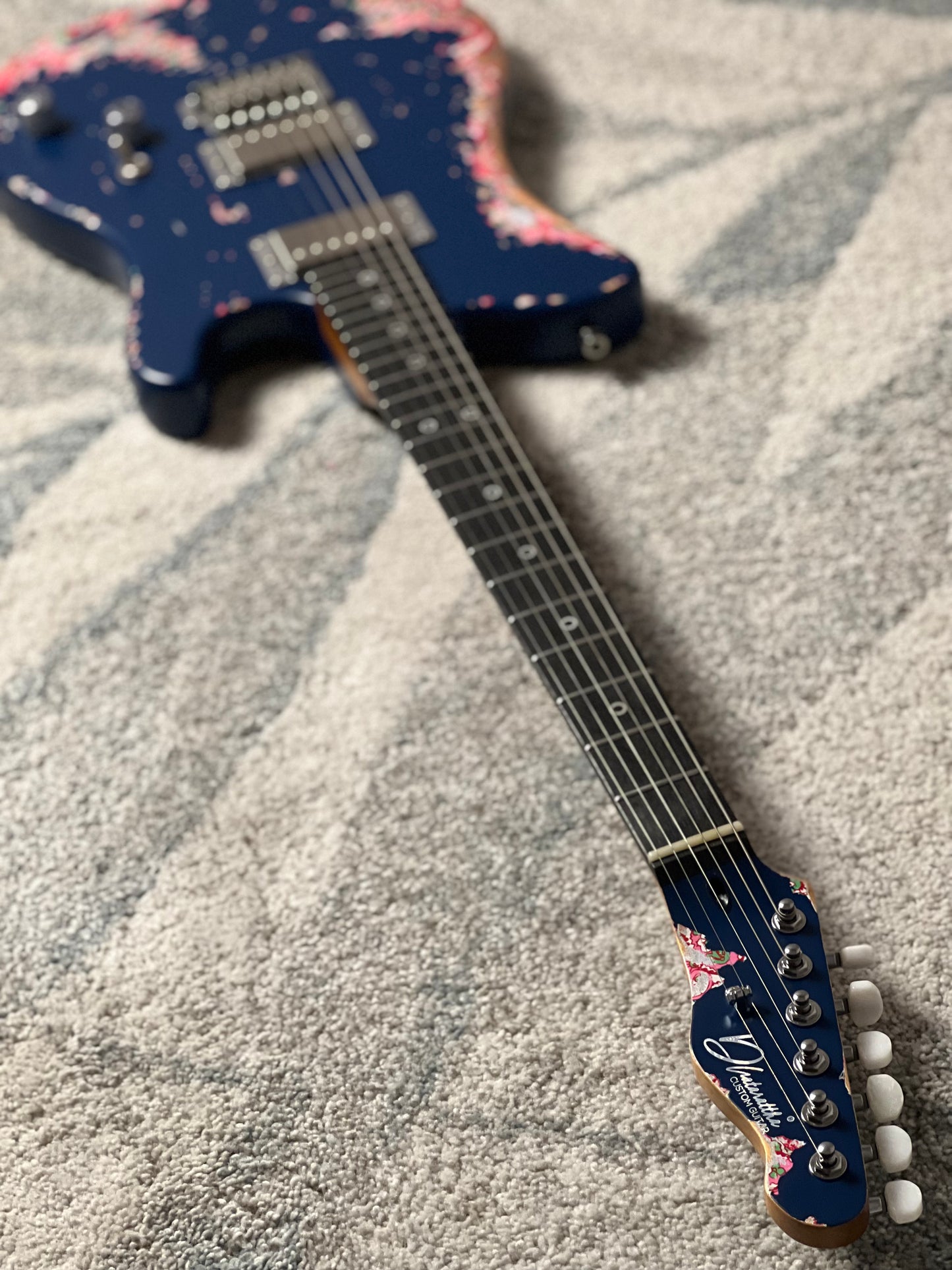 Dhatarattha Performance DTL HH in Navy Blue Over Pink Paisley with RW FB