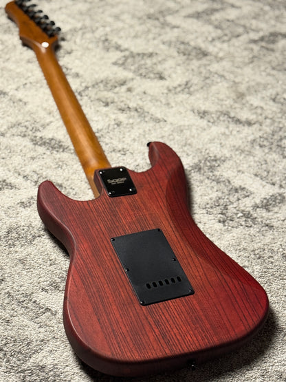 SQOE SEST650 RD HSS Ash Roasted Maple Series in Open Pore Red