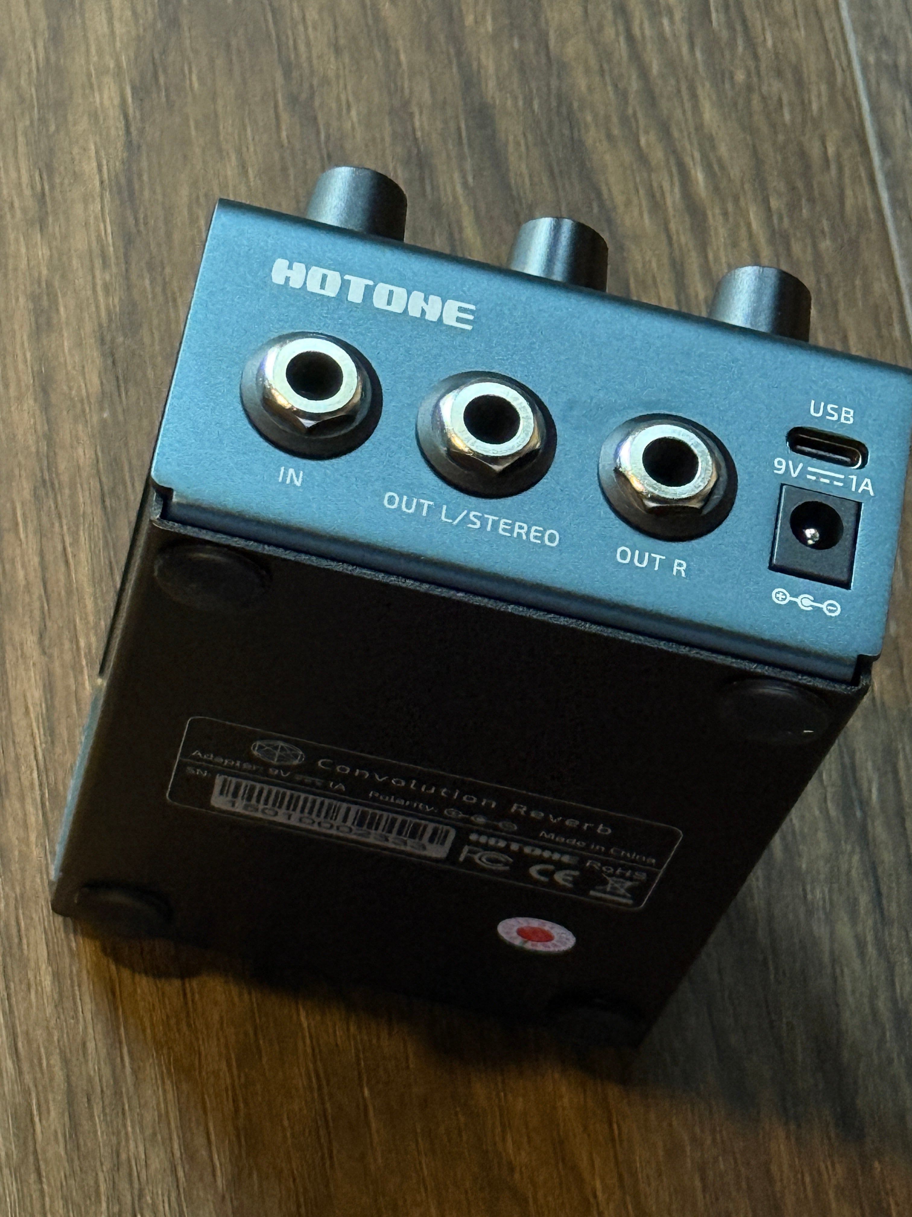 Hotone NC-200 Verbera Convolution Reverb Pedal – nafiriguitar.com