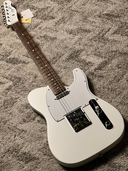 Fender MIJ Limited Telecaster with RW FB in Blanc JD25024767