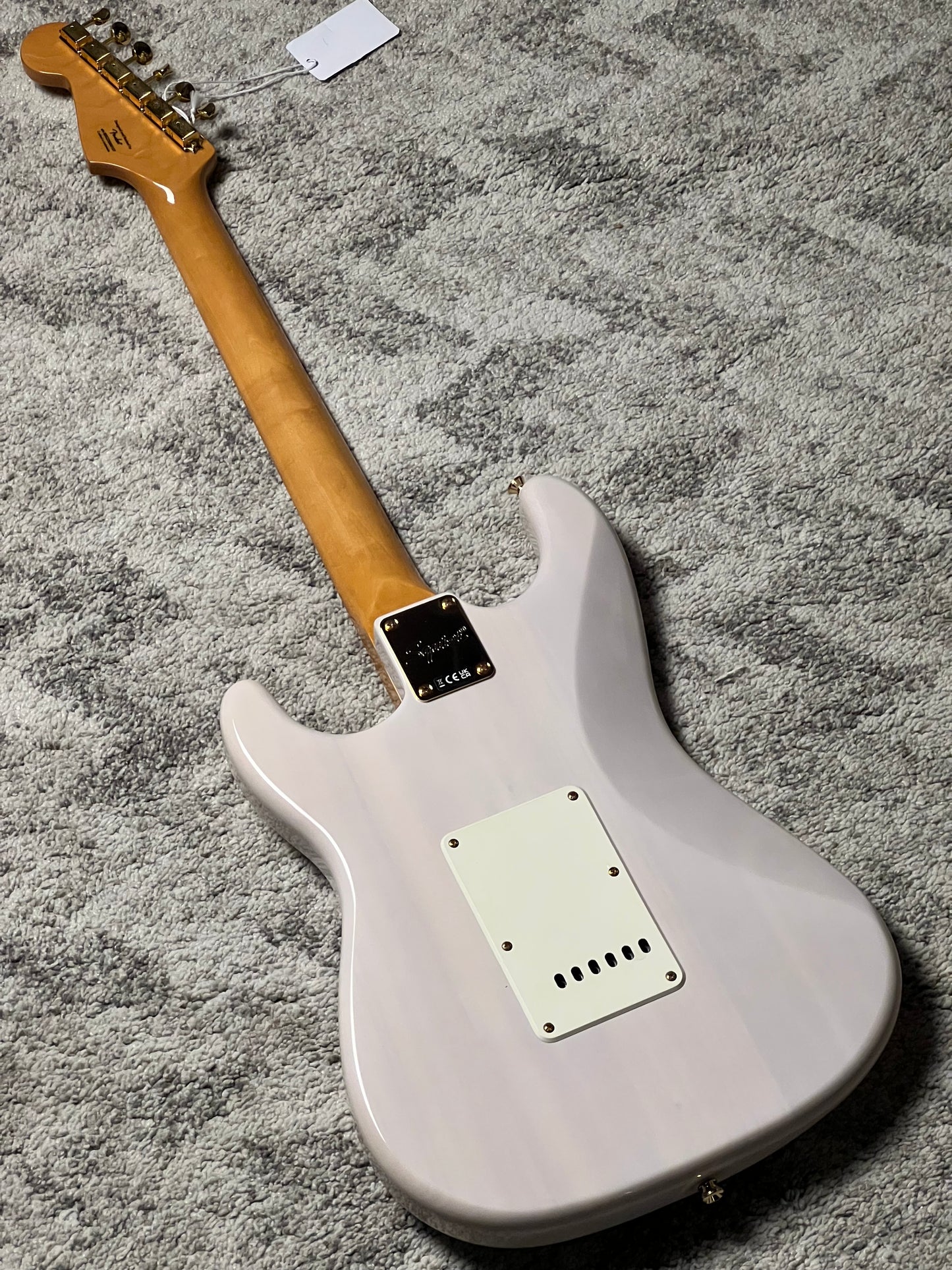 Squier FSR Classic Vibe 50s Stratocaster with Maple FB in White Blonde