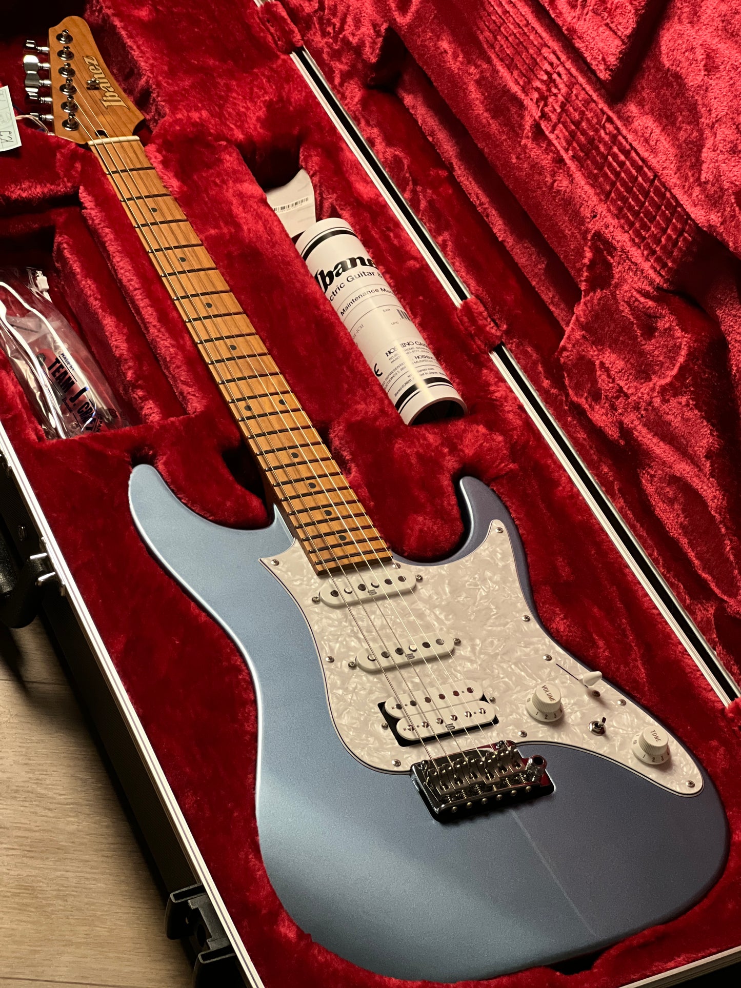 Ibanez Prestige Japan AZ2204-IBM in Ice Blue Metallic F2415012