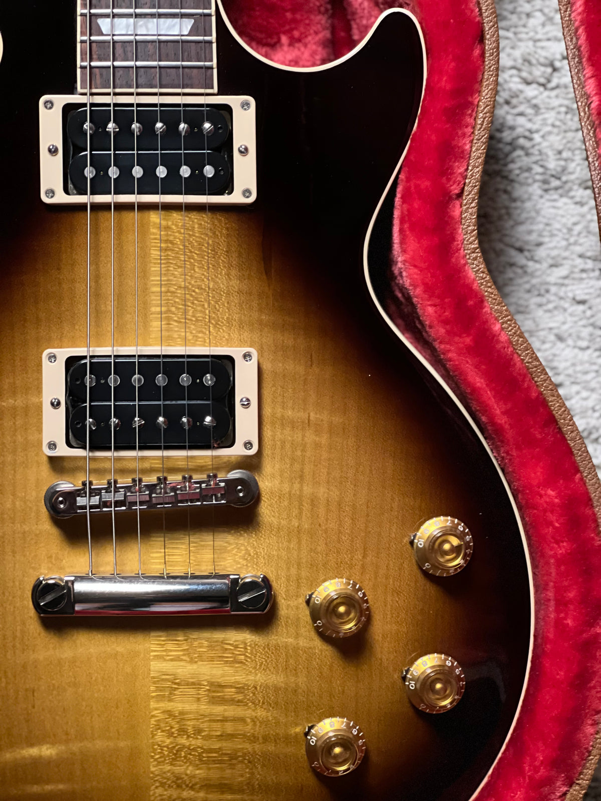 Gibson Slash Les Paul Standard  in November Burst w/Case 221650256