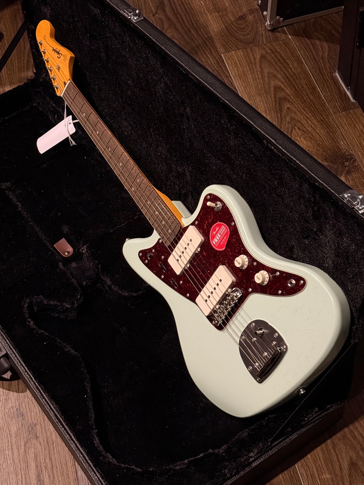 Fender Jaguar/Jazzmaster Wooden Case in Black (Fit for Jaguar or Jazzmaster)