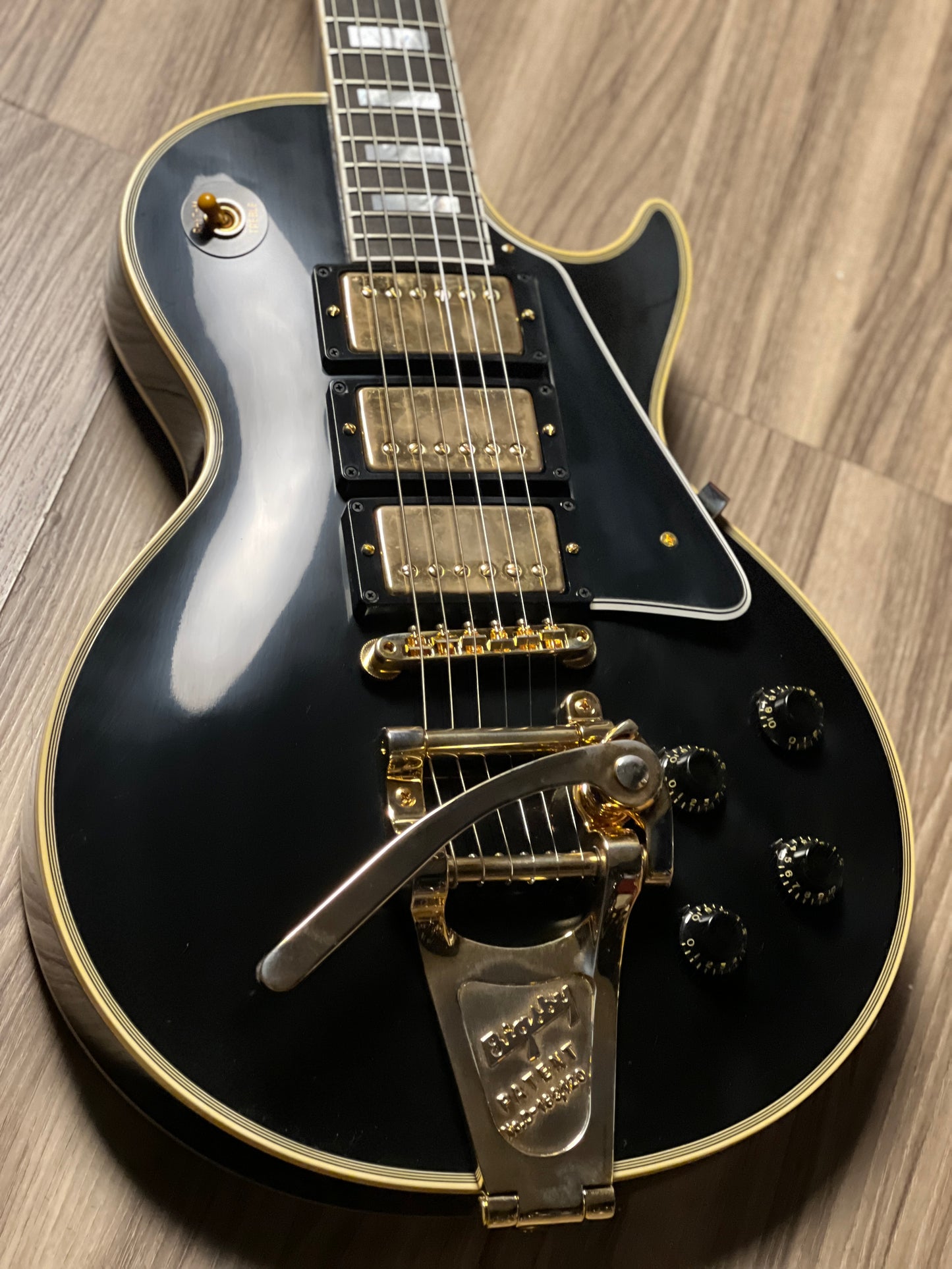 Gibson 1957 Les Paul Custom Reissue 3-Pickup Bigsby in Ebony w/Case 742392