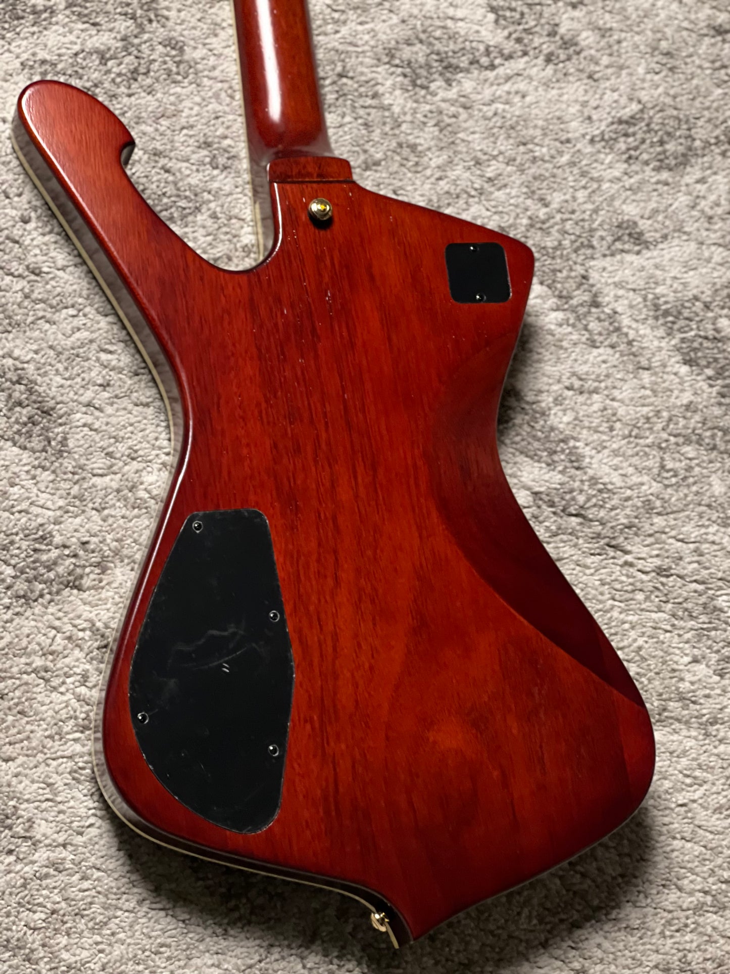 Ibanez Iceman IC420MFM-CML w/IC Bag in Caramel Burst Low Gloss