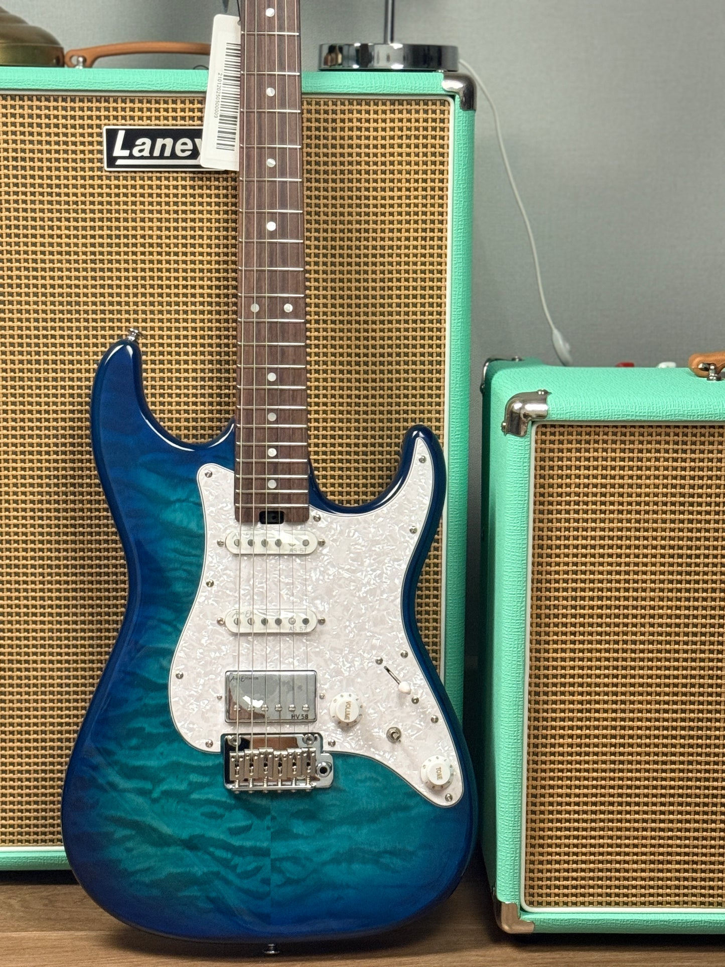 Soloking MS-1 Classic 22 HSS Quilt with Rosewood FB in Aquamarine Nafiri Special Run