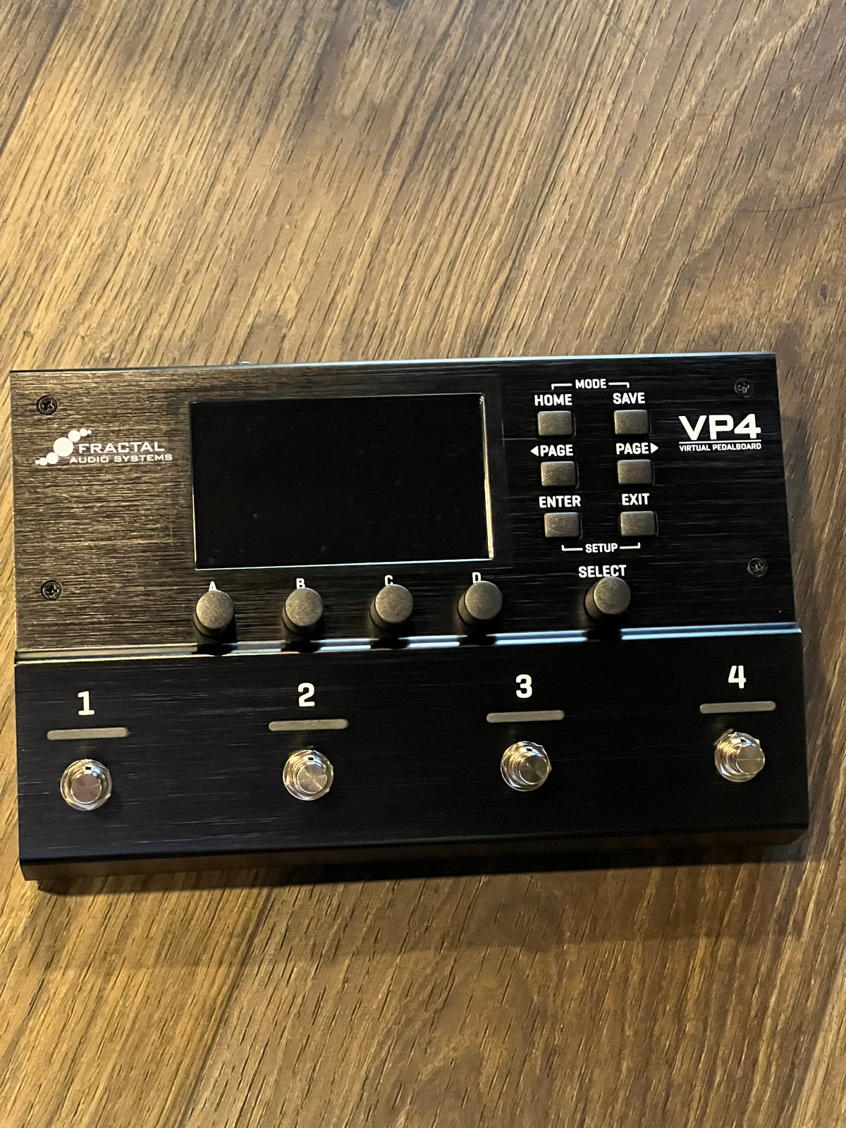 Fractal Audio VP4 Virtual Pedalboard Compact Multi-FX 