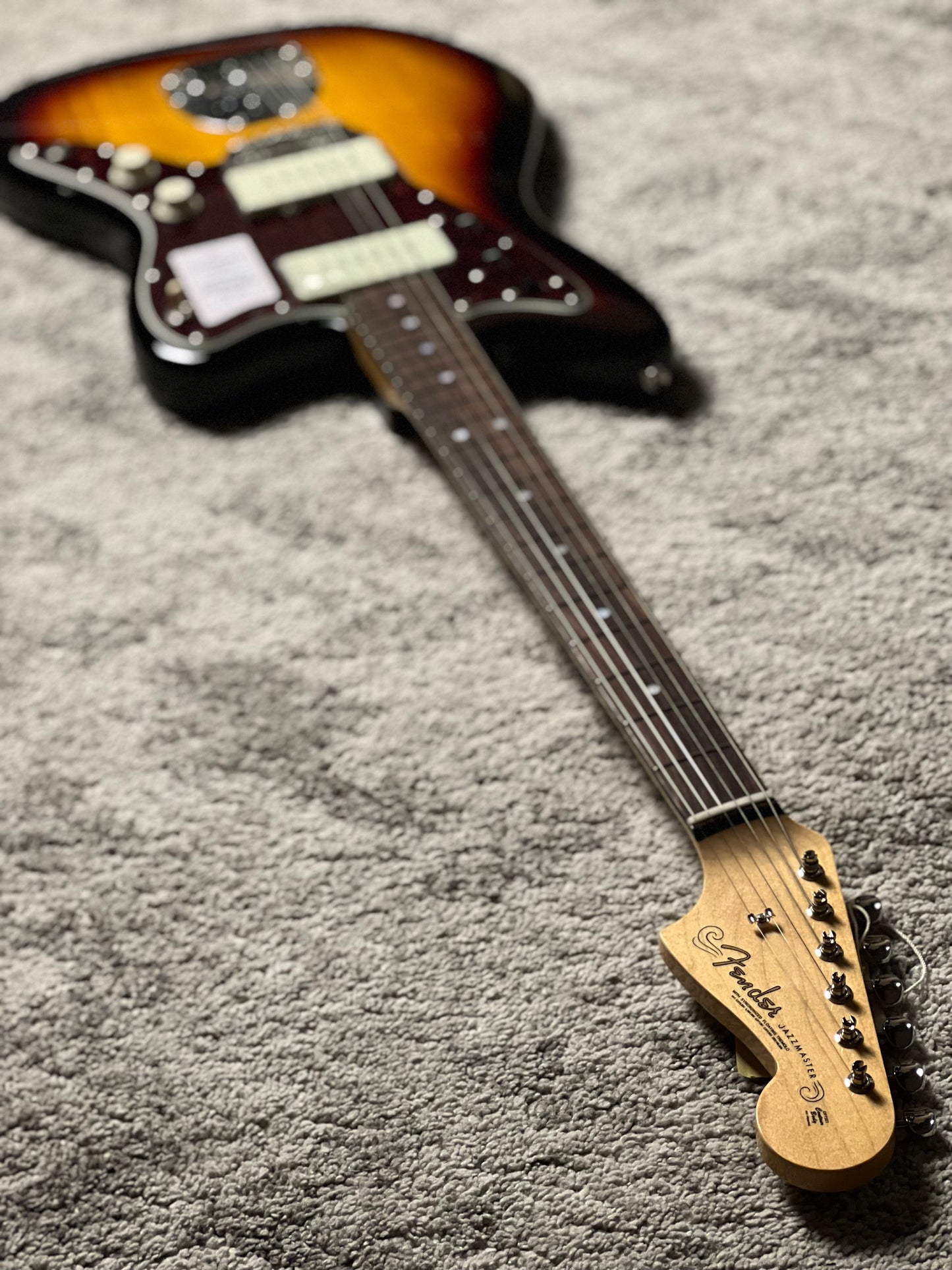 Fender Japan Traditional 60s Jazzmaster with RW FB in 3-Color Sunburst JD25030466