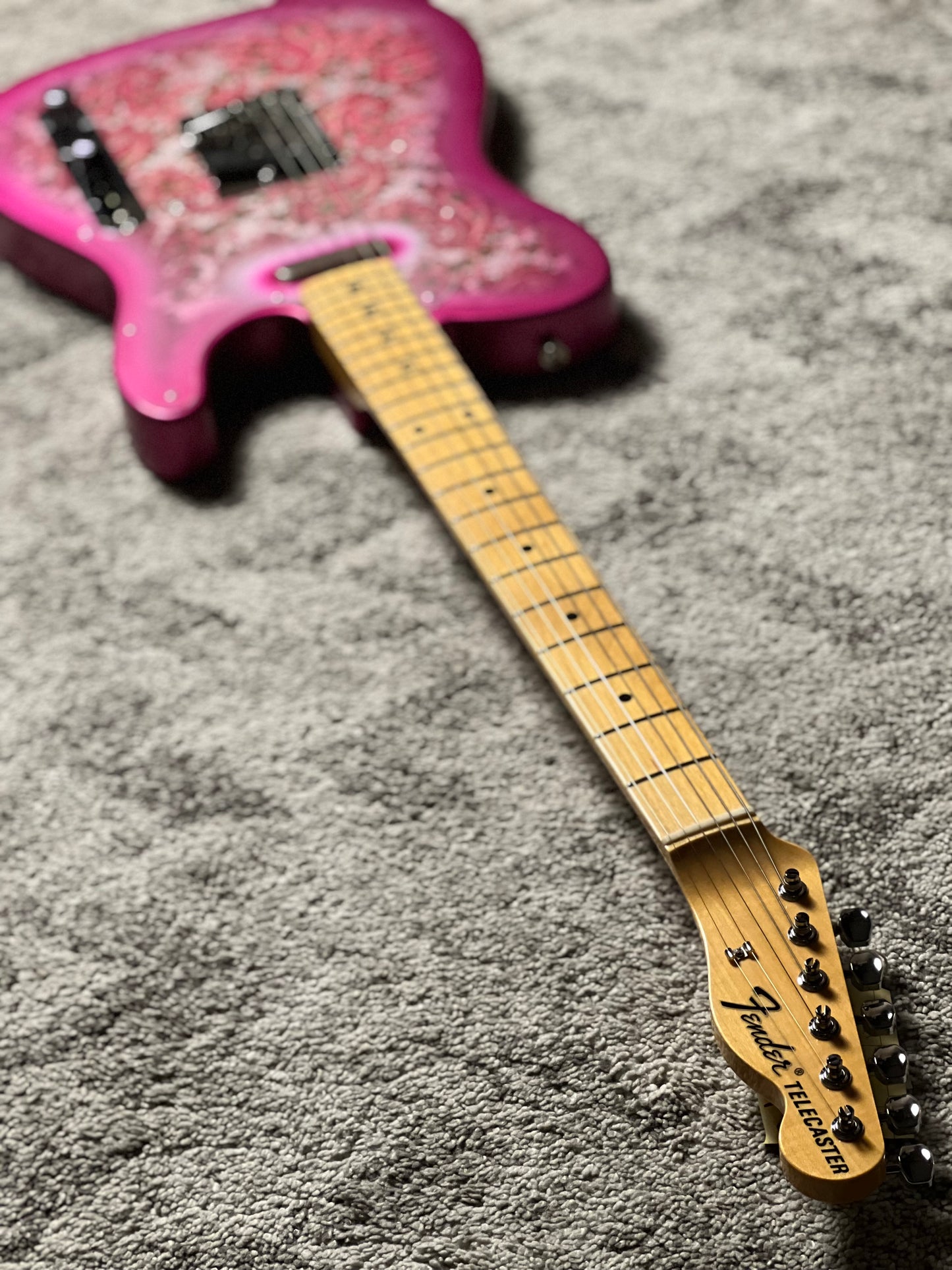 Fender MIJ Limited Telecaster with Maple FB in Pink Paisley JD26002712
